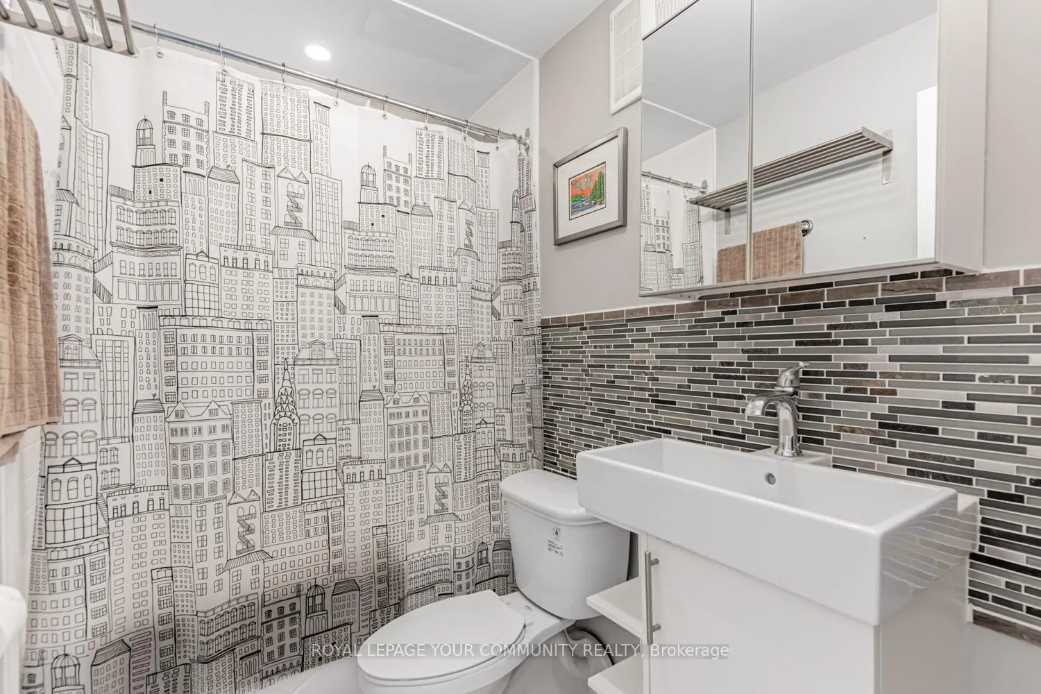 Photo 23 of Unit 912, 10 Sunny Glenway, Toronto, Flemingdon Park — HOMEH