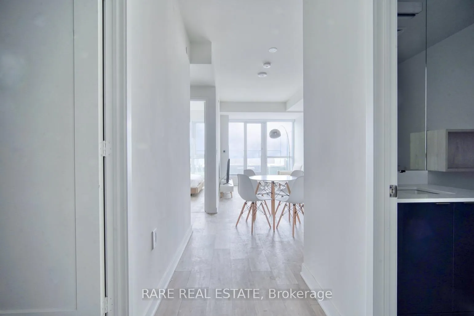 Photo 1 of Unit 903, 70 Princess Street E, Toronto, Waterfront Communities — HOMEH