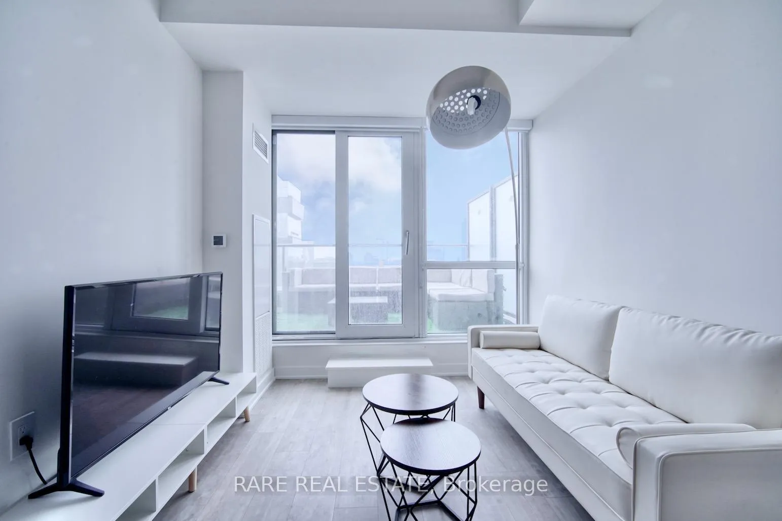 Photo 7 of Unit 903, 70 Princess Street E, Toronto, Waterfront Communities — HOMEH