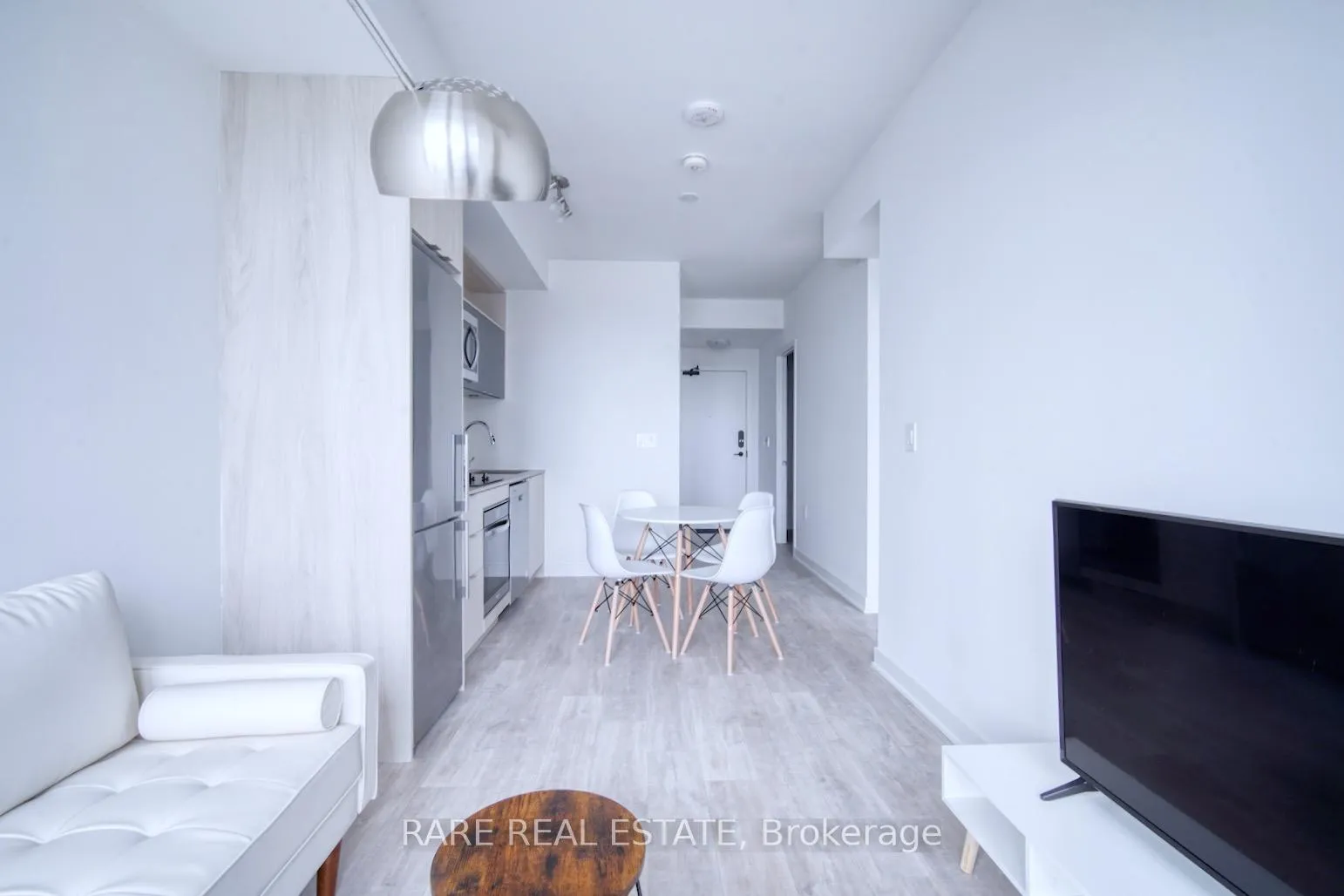 Photo 8 of Unit 903, 70 Princess Street E, Toronto, Waterfront Communities — HOMEH