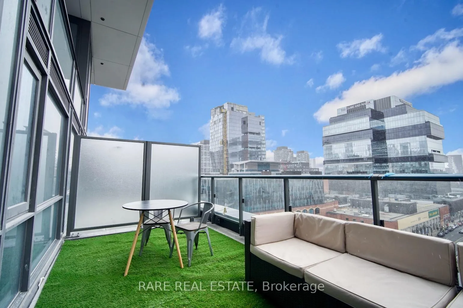 Photo 11 of Unit 903, 70 Princess Street E, Toronto, Waterfront Communities — HOMEH