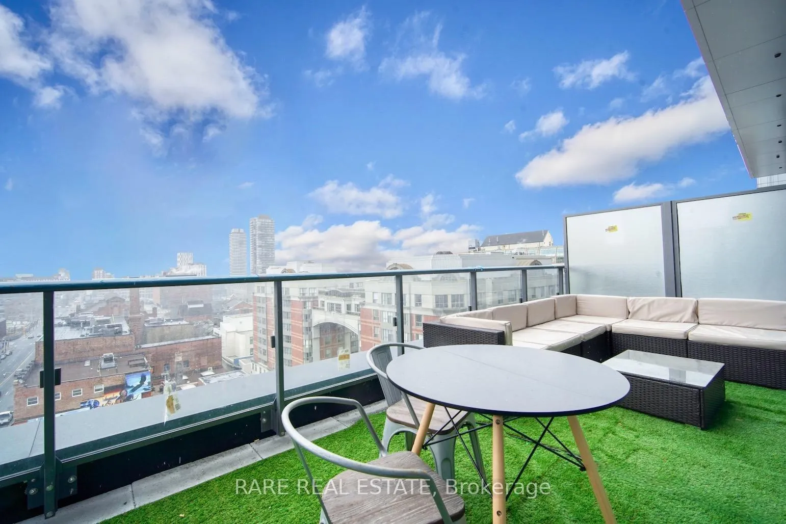 Photo 13 of Unit 903, 70 Princess Street E, Toronto, Waterfront Communities — HOMEH