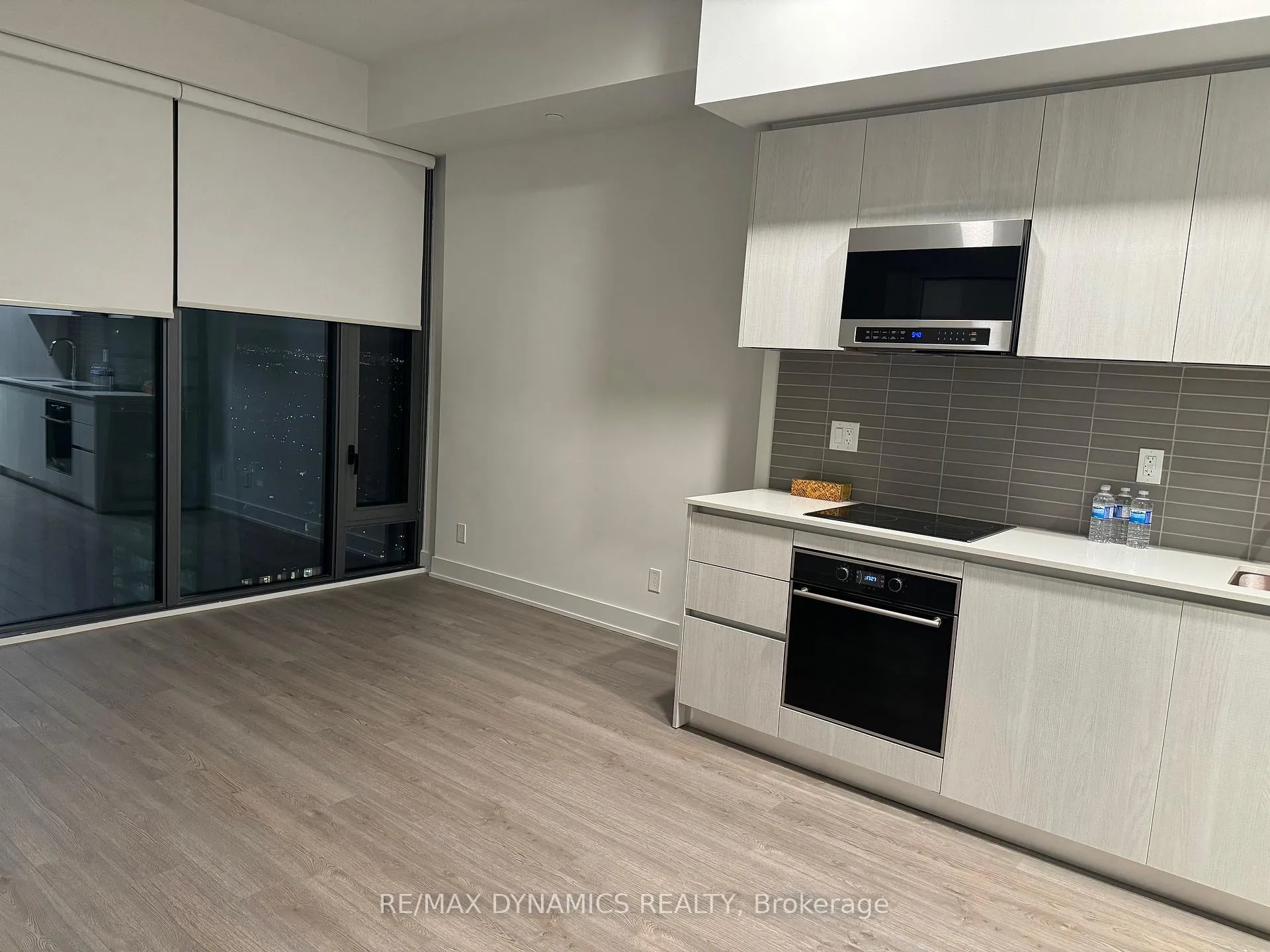 Photo 9 of Unit 4808, 8 Cumberland Street, Toronto, The Annex — HOMEH