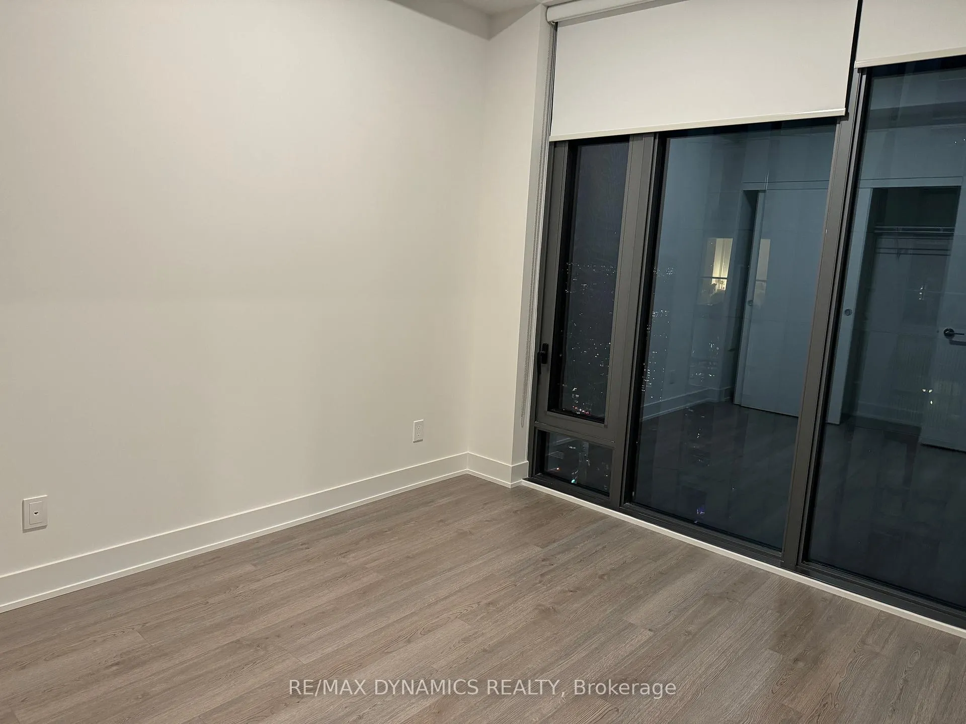 Photo 10 of Unit 4808, 8 Cumberland Street, Toronto, The Annex — HOMEH