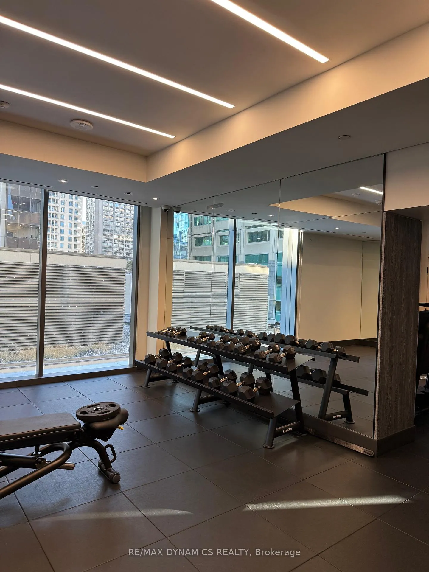 Photo 14 of Unit 4808, 8 Cumberland Street, Toronto, The Annex — HOMEH