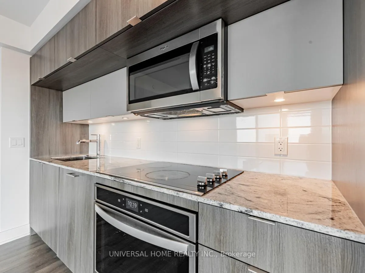 Photo 7 of Unit 703, 575 Bloor Street E, Toronto, North St. James Town — HOMEH