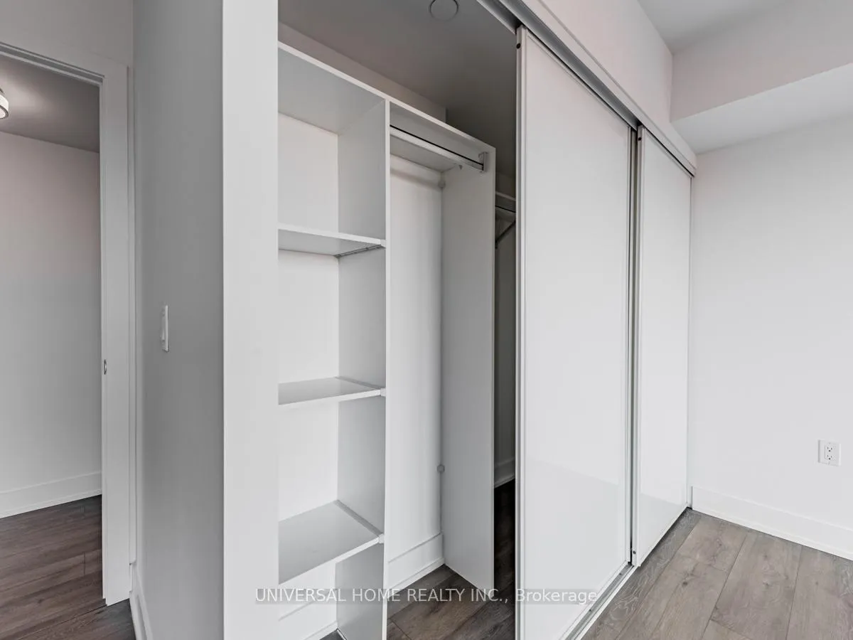 Photo 14 of Unit 703, 575 Bloor Street E, Toronto, North St. James Town — HOMEH