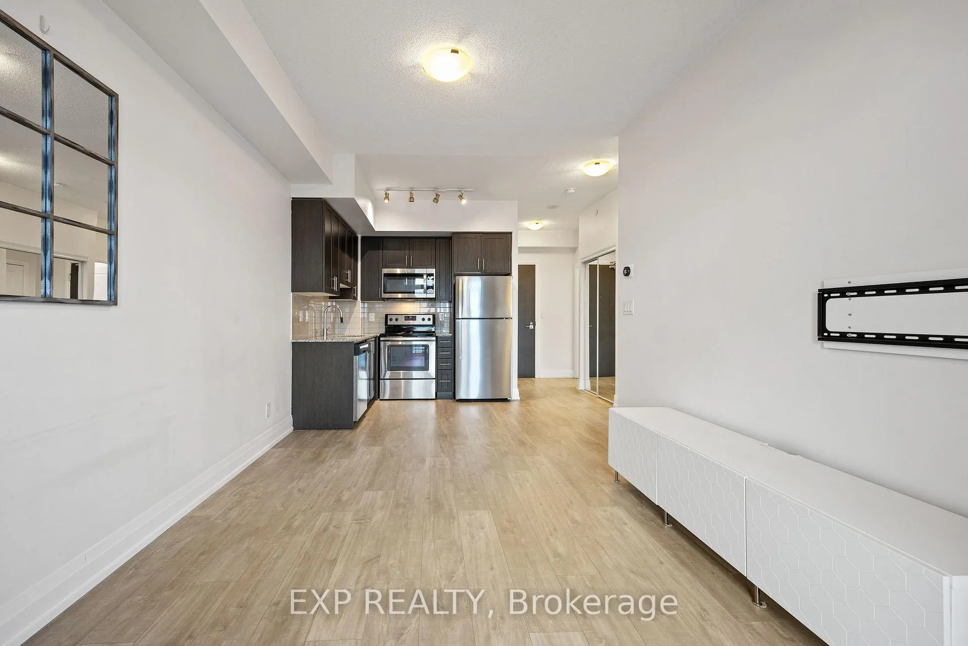 Photo 5 of Unit 512, 3600 Highway 7, Vaughan, Vaughan Corporate Centre — HOMEH