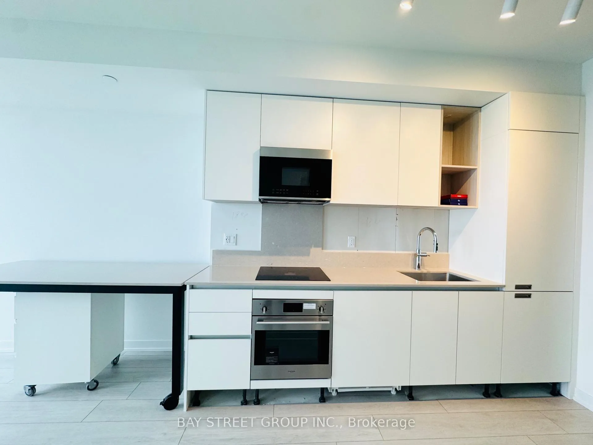 Photo 8 of Unit 3008, 39 Mary Street, Barrie, City Centre — HOMEH