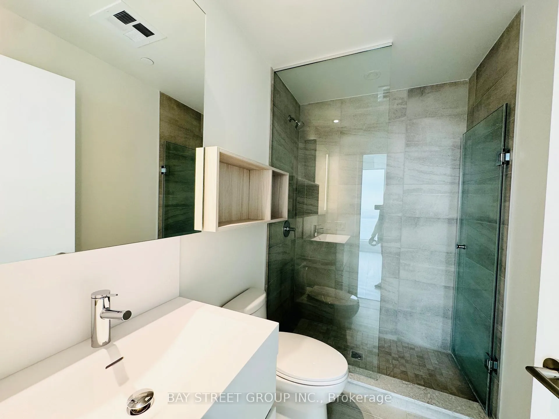 Photo 11 of Unit 3008, 39 Mary Street, Barrie, City Centre — HOMEH