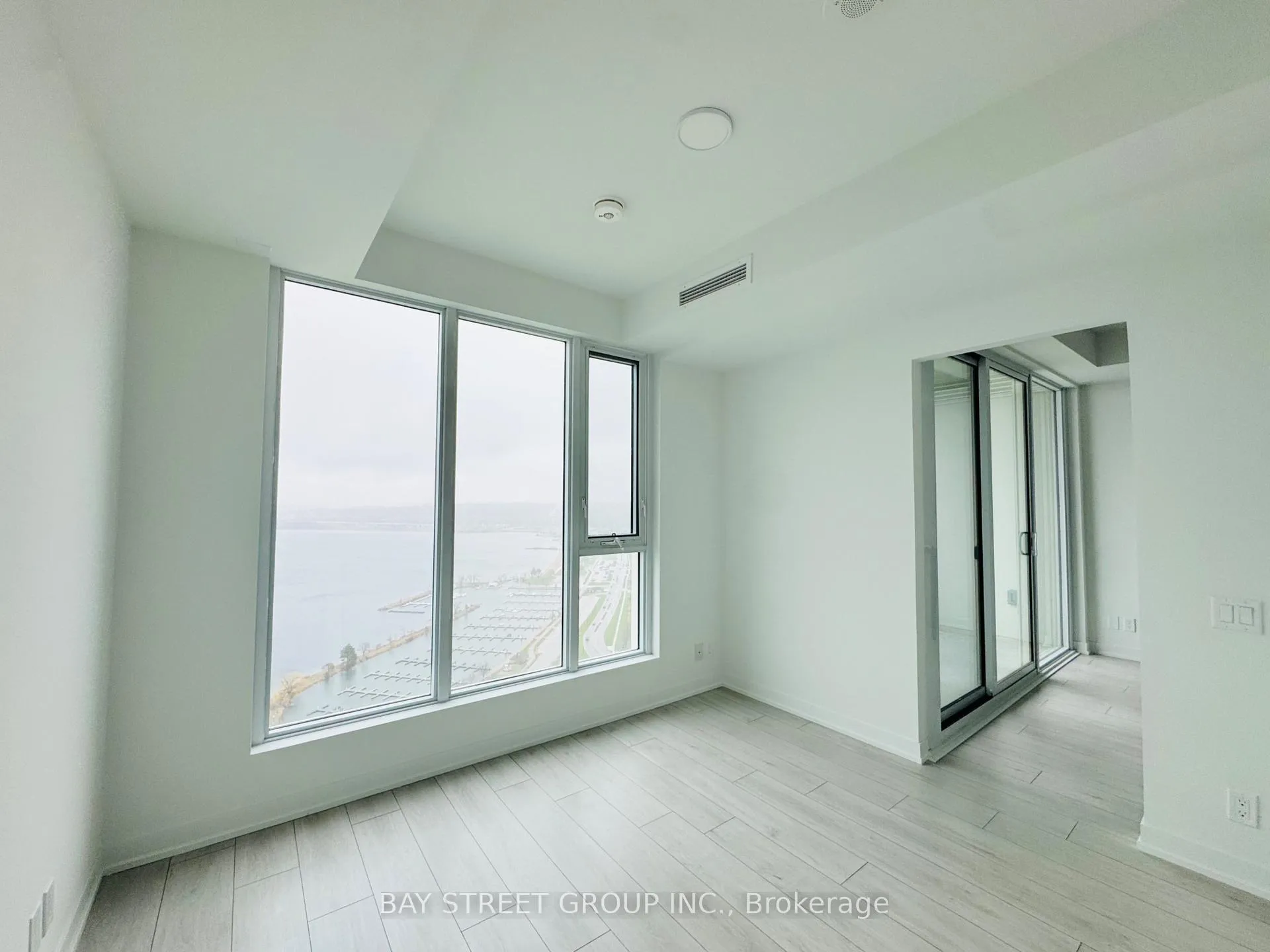 Photo 12 of Unit 3008, 39 Mary Street, Barrie, City Centre — HOMEH