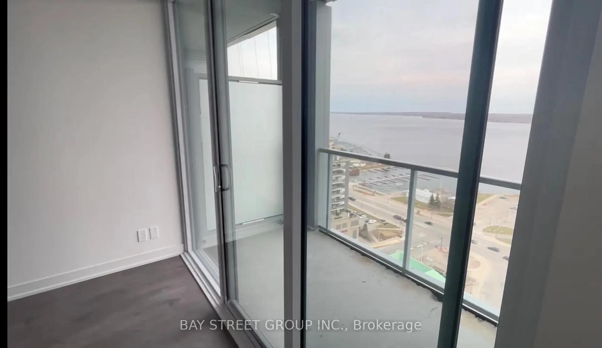 Photo 19 of Unit 3008, 39 Mary Street, Barrie, City Centre — HOMEH