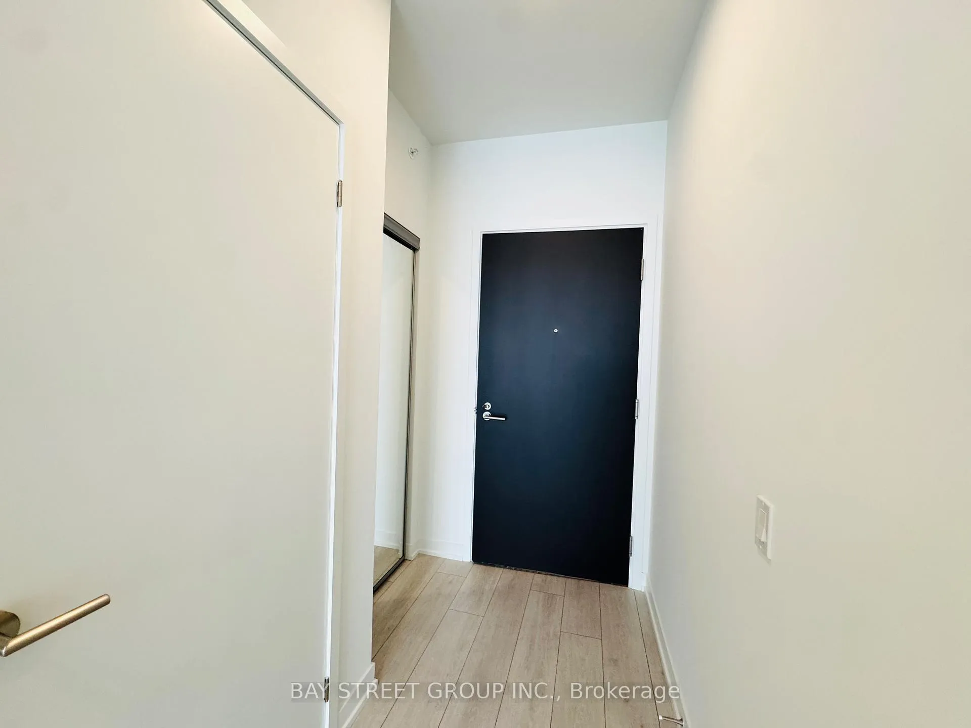 Photo 28 of Unit 3008, 39 Mary Street, Barrie, City Centre — HOMEH
