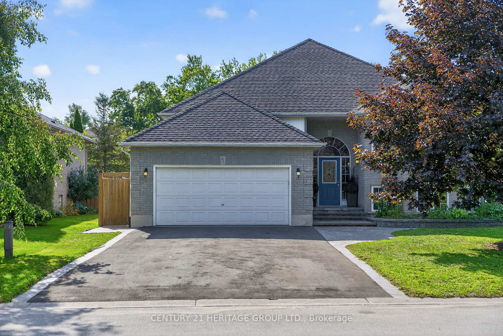 Photo 1 of 250 Kathleen Crescent, Clearview, Stayner — HOMEH