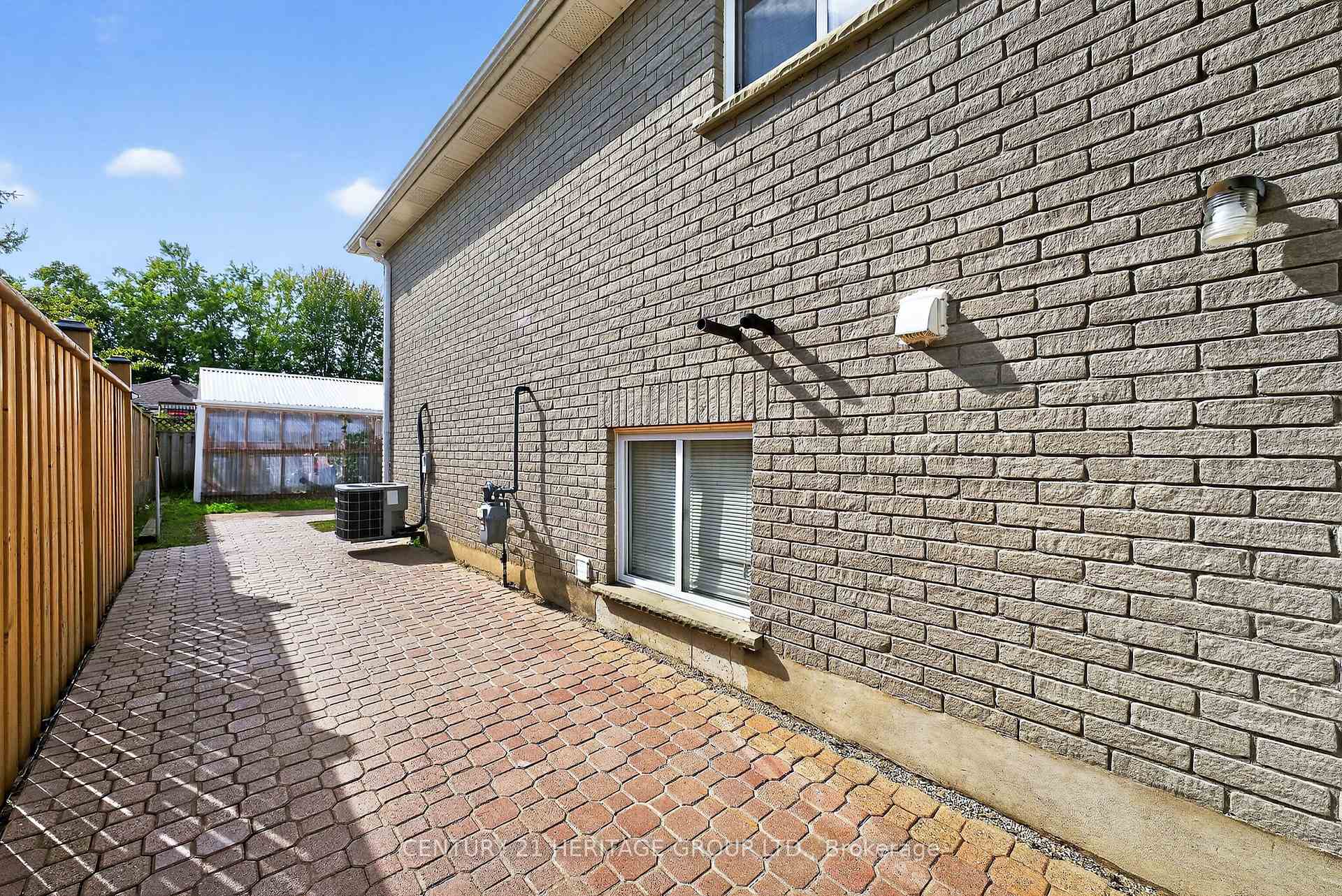 Photo 33 of 250 Kathleen Crescent, Clearview, Stayner — HOMEH