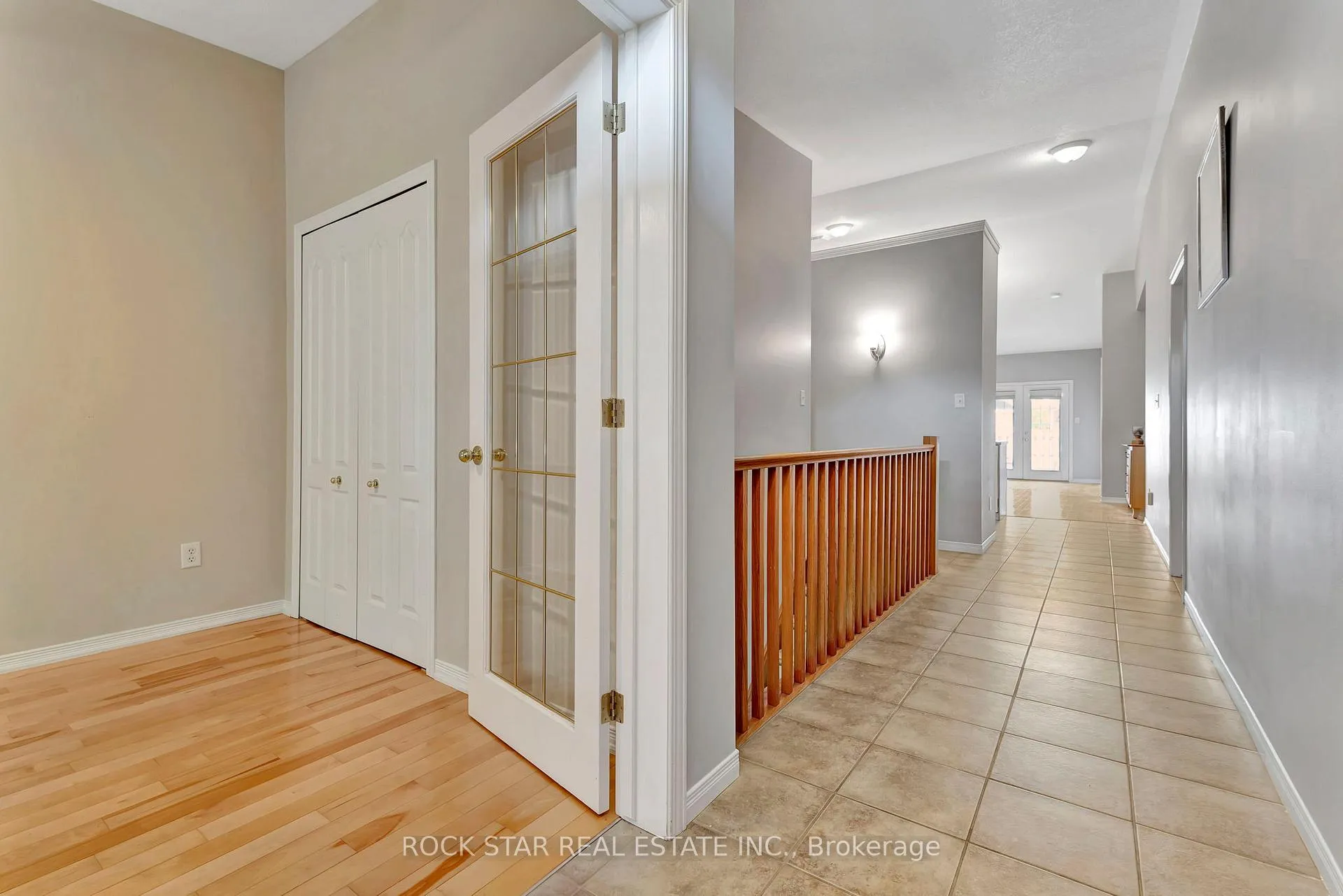 Photo 6 of Unit 28, 212 Stonehenge Drive, Hamilton, Ancaster — HOMEH