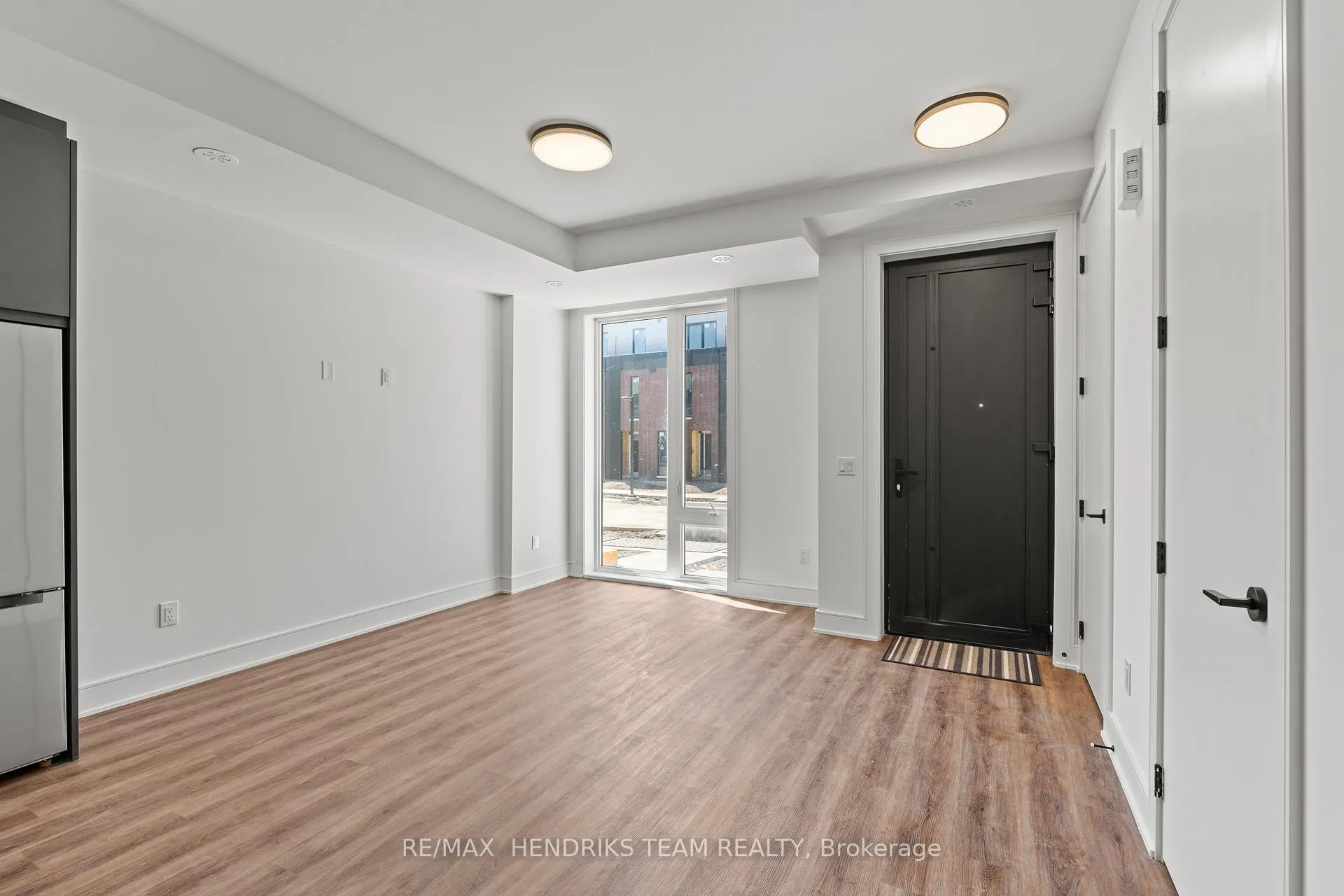 Photo 6 of 160 Everett Common, St. Catharines, Oakdale — HOMEH