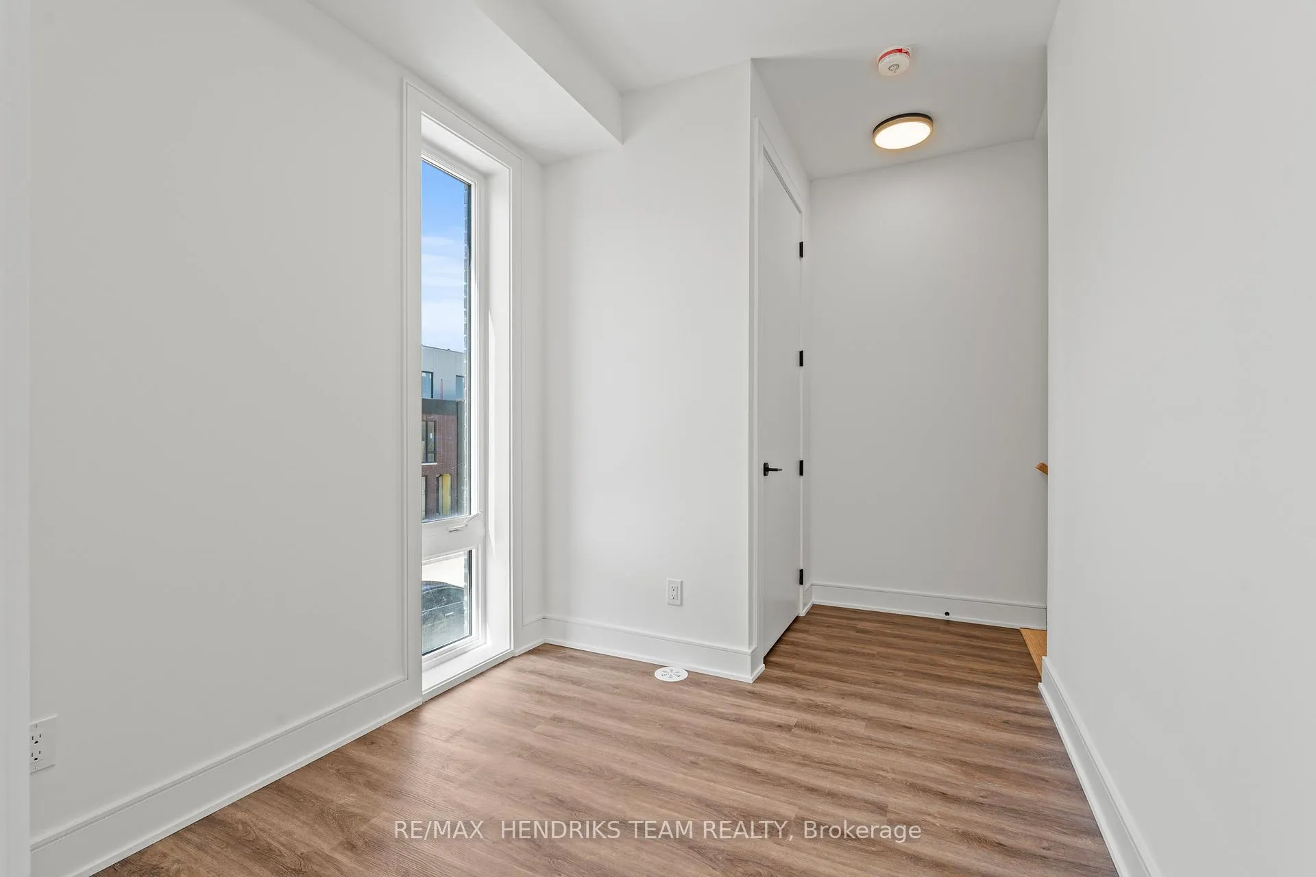 Photo 17 of 160 Everett Common, St. Catharines, Oakdale — HOMEH