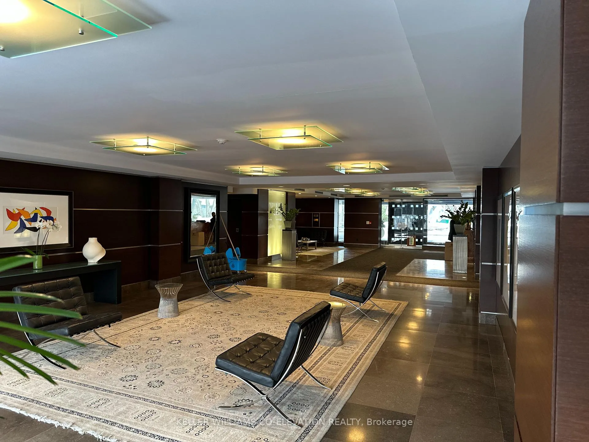 Photo 2 of Unit 206, 1 Benvenuto Place, Toronto, Casa Loma — HOMEH