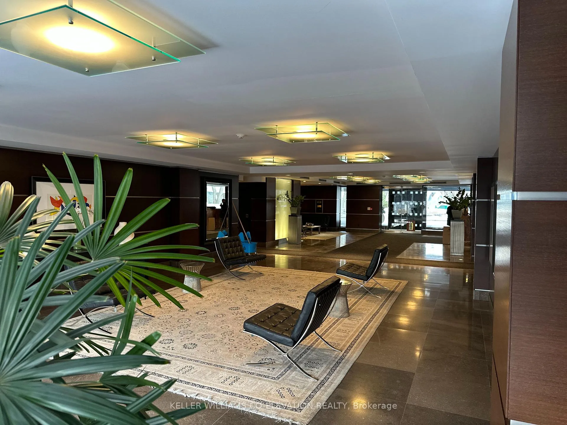 Photo 4 of Unit 206, 1 Benvenuto Place, Toronto, Casa Loma — HOMEH