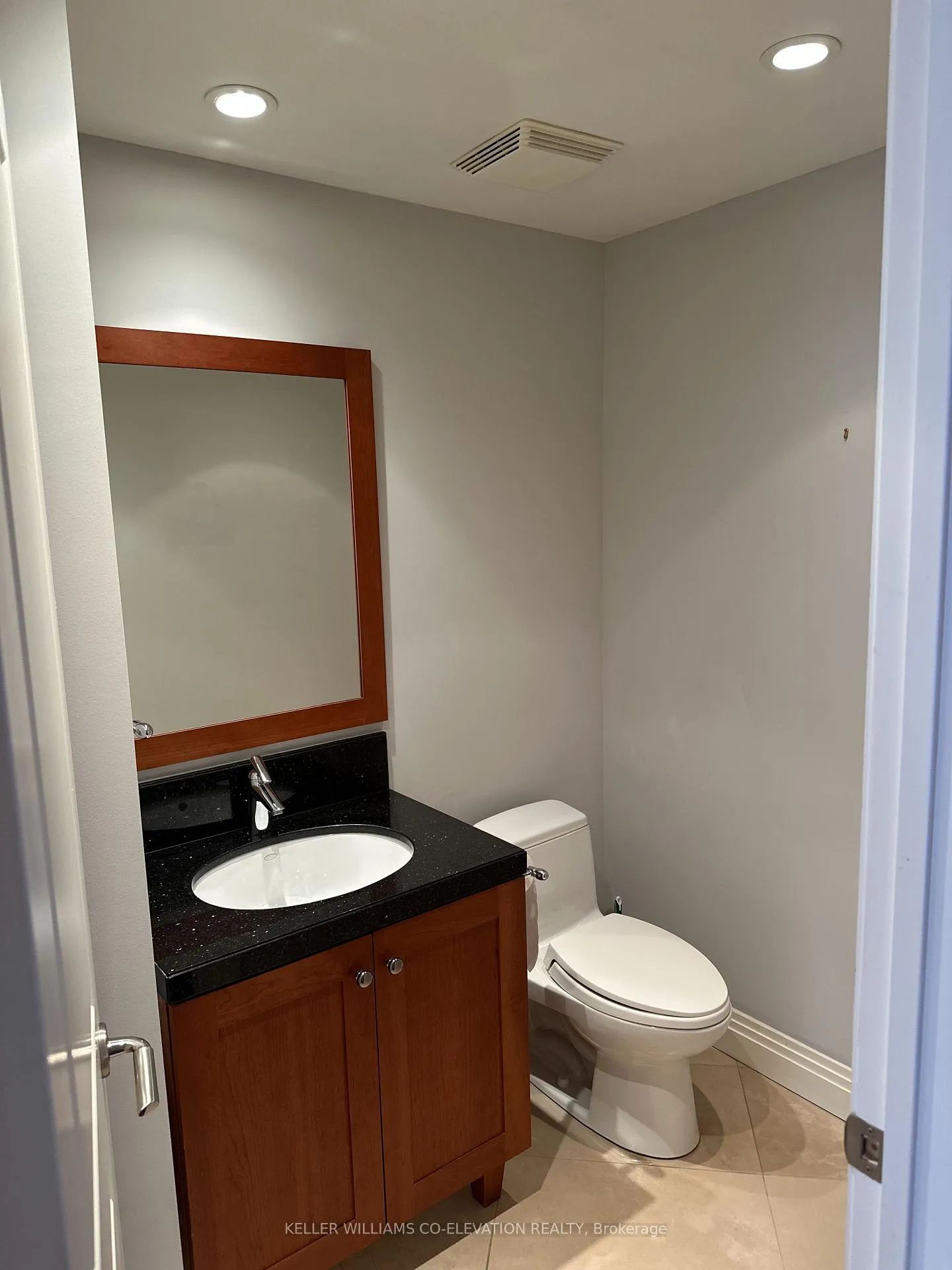 Photo 15 of Unit 206, 1 Benvenuto Place, Toronto, Casa Loma — HOMEH