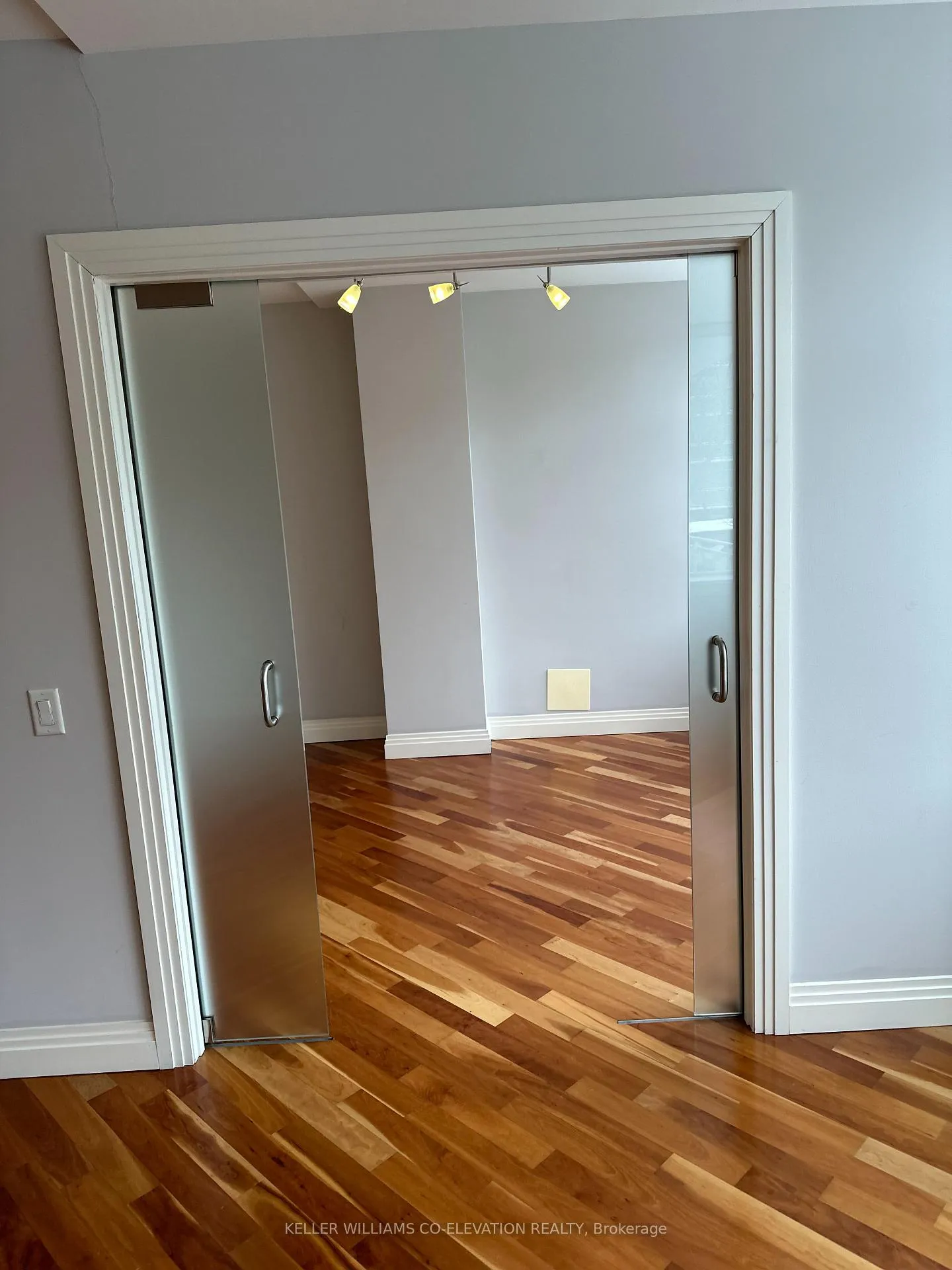 Photo 16 of Unit 206, 1 Benvenuto Place, Toronto, Casa Loma — HOMEH