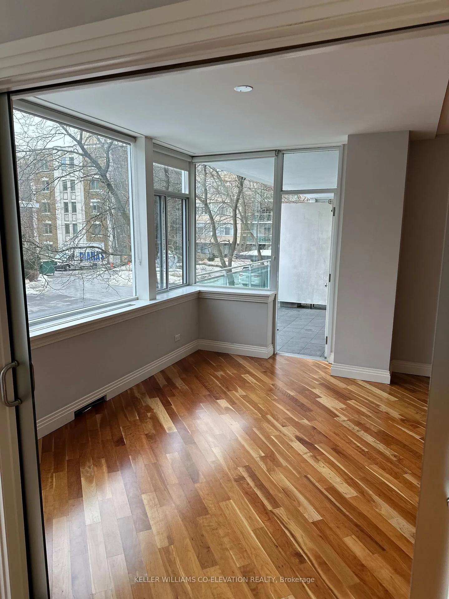 Photo 26 of Unit 206, 1 Benvenuto Place, Toronto, Casa Loma — HOMEH