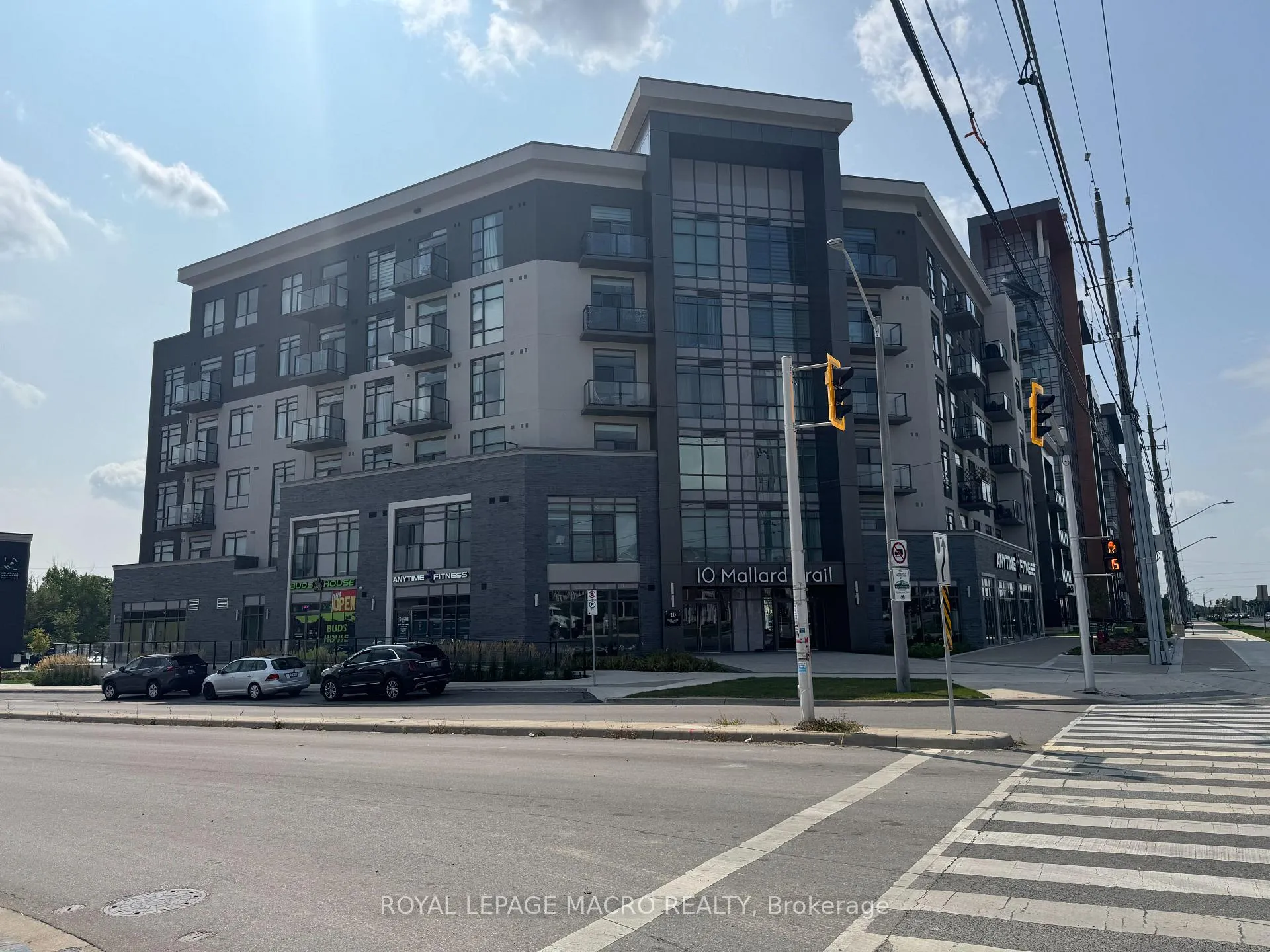 Photo 1 of Unit 525, 10 Mallard Trail, Hamilton, Waterdown — HOMEH