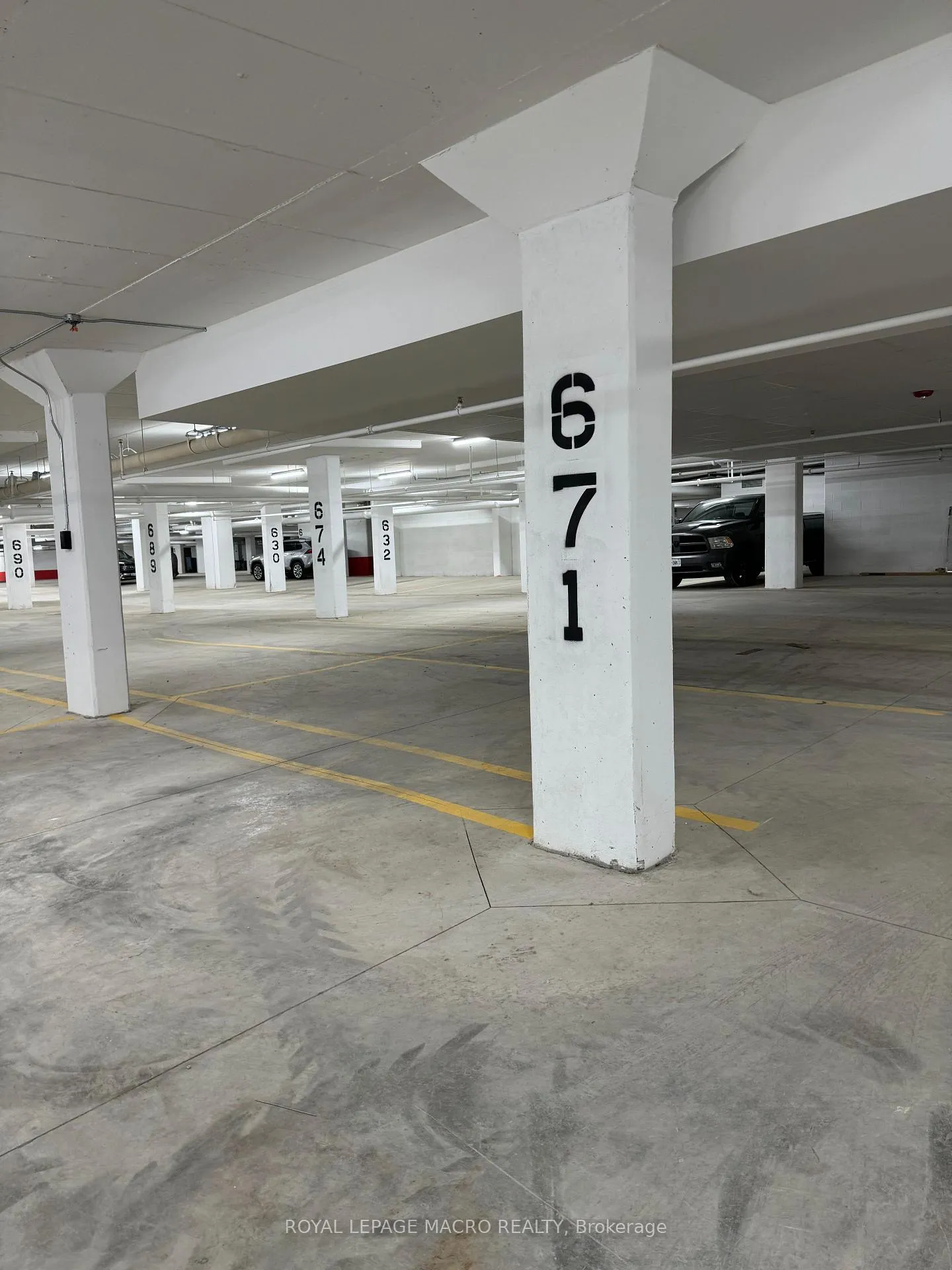 Photo 17 of Unit 525, 10 Mallard Trail, Hamilton, Waterdown — HOMEH