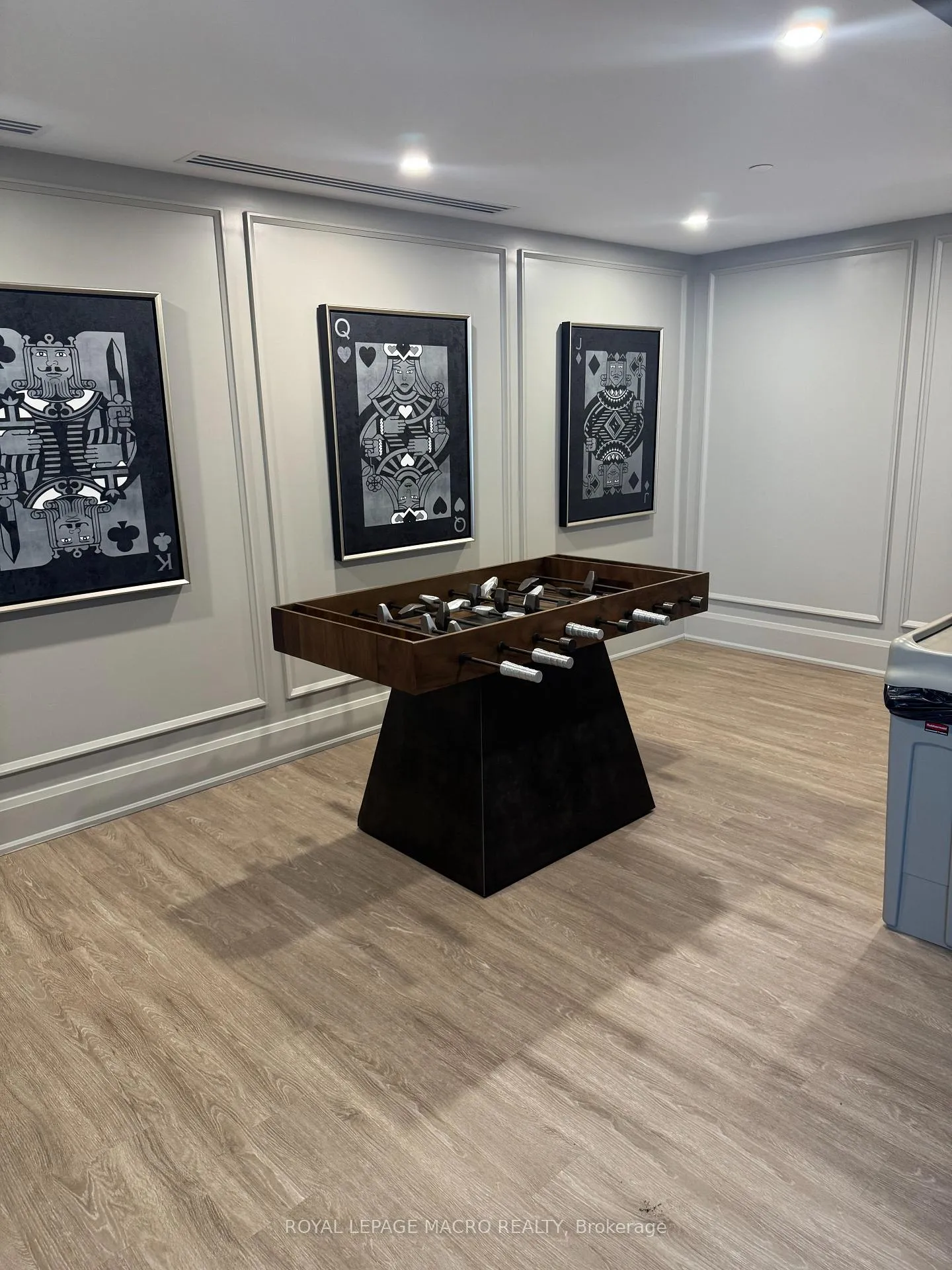 Photo 25 of Unit 525, 10 Mallard Trail, Hamilton, Waterdown — HOMEH