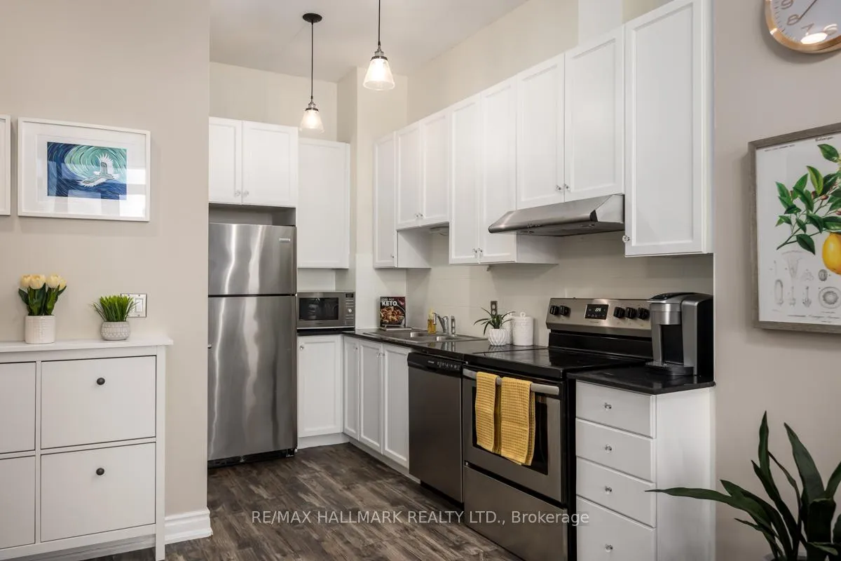 Photo 4 of Unit 307, 797 Don MIlls Road, Toronto, Flemingdon Park — HOMEH