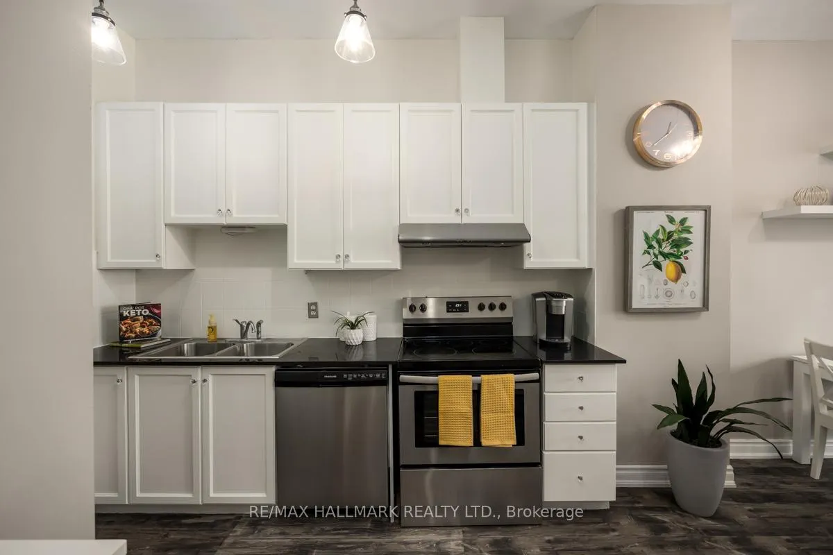 Photo 6 of Unit 307, 797 Don MIlls Road, Toronto, Flemingdon Park — HOMEH