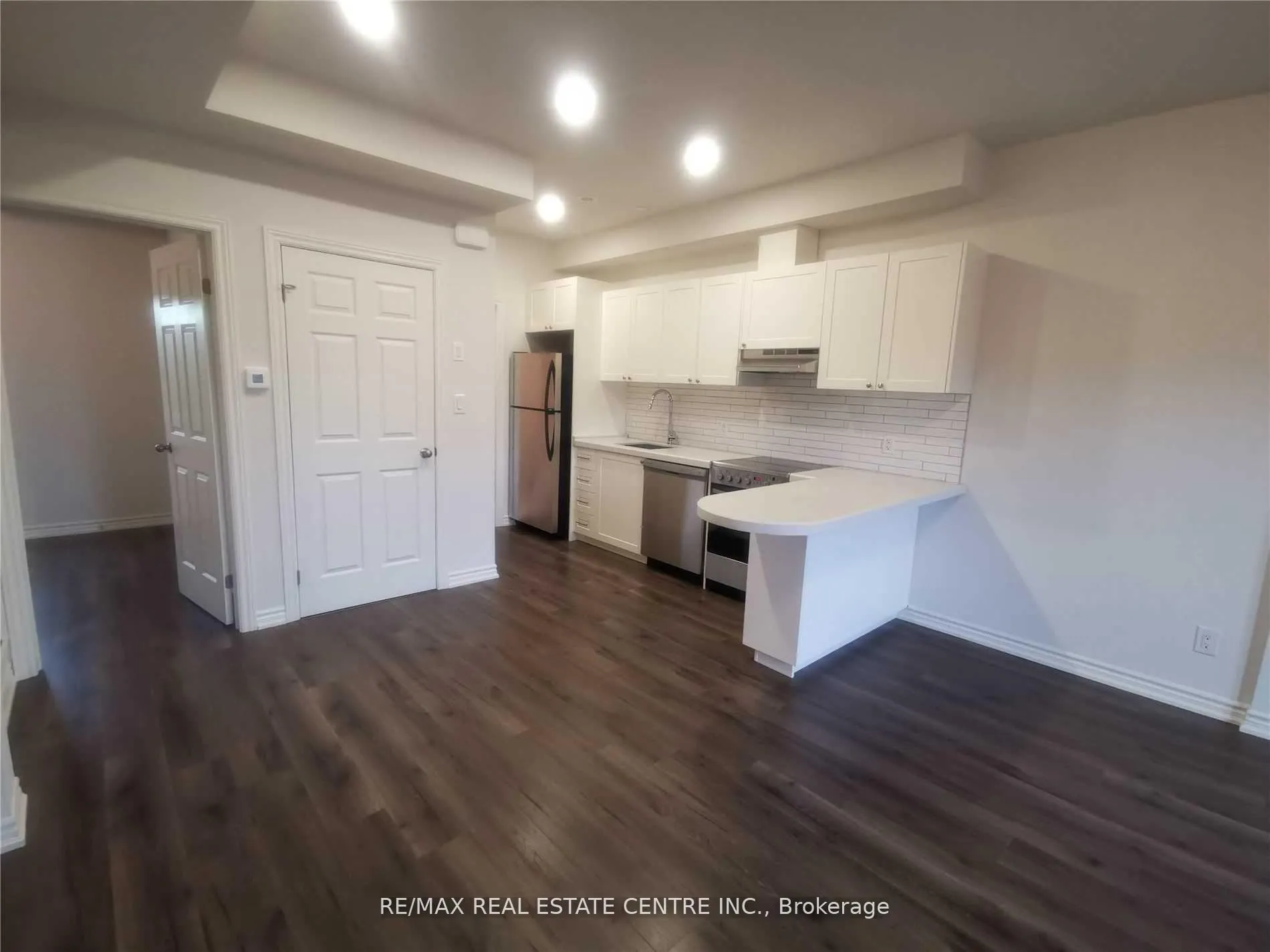 Photo 2 of Unit 3B, 164 Heiman Street, Kitchener, Southdale — HOMEH