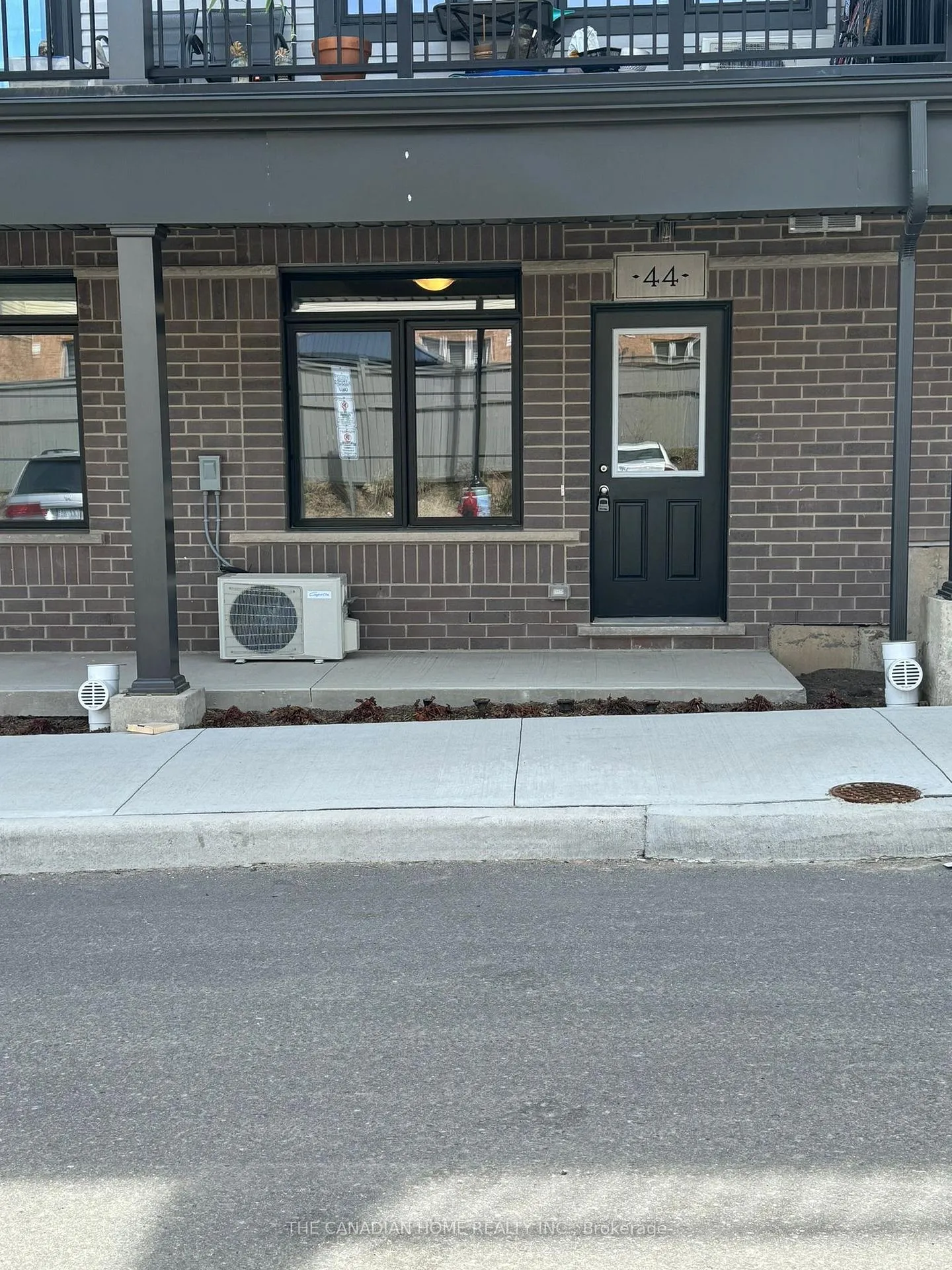 Photo 1 of 44 Oat Lane, Kitchener — HOMEH