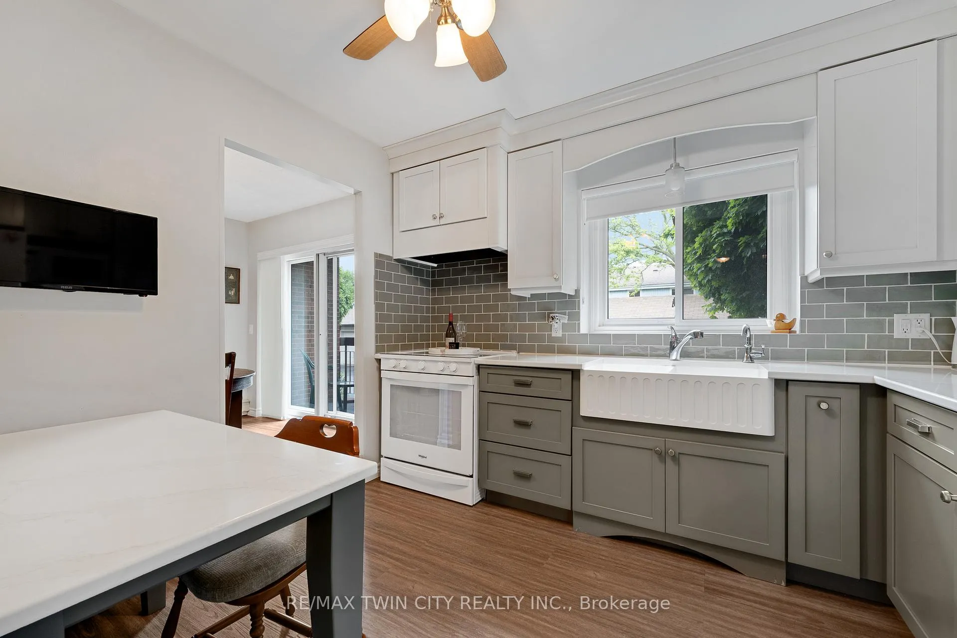 Photo 10 of Unit 107, 67 Breckenridge Drive, Kitchener — HOMEH