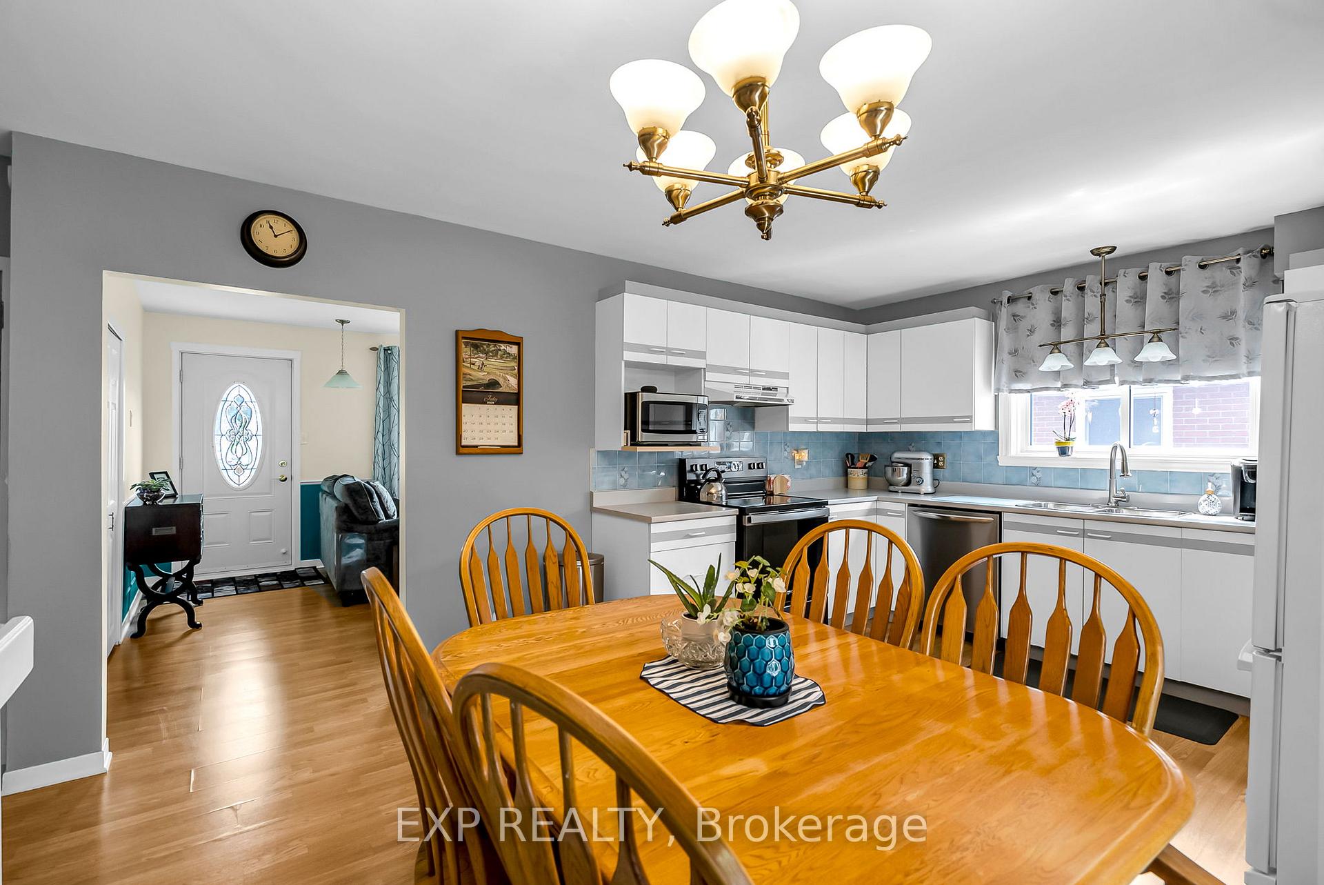 Photo 4 of 1002 Miron Avenue, Cornwall — HOMEH