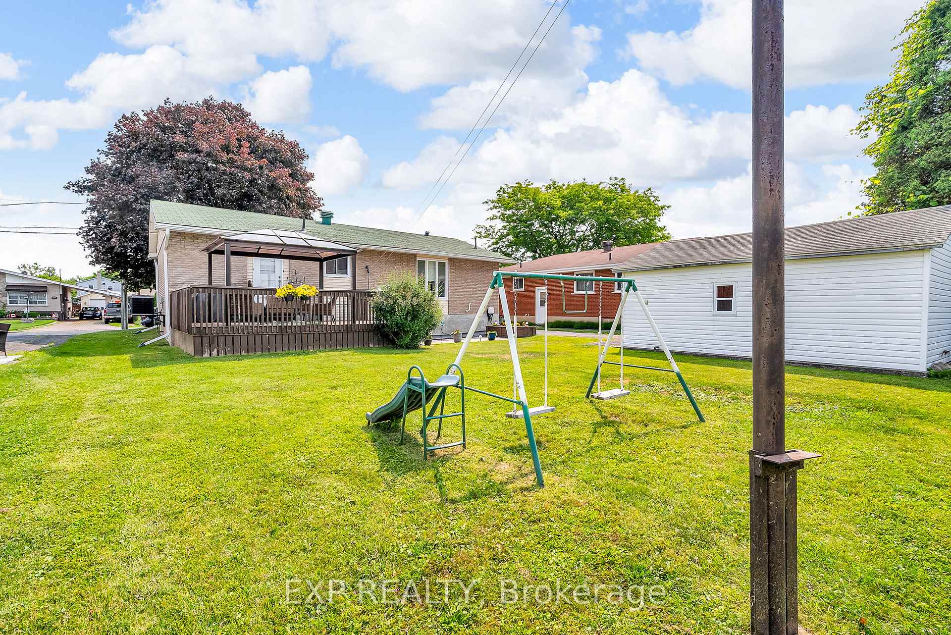 Photo 41 of 1002 Miron Avenue, Cornwall — HOMEH
