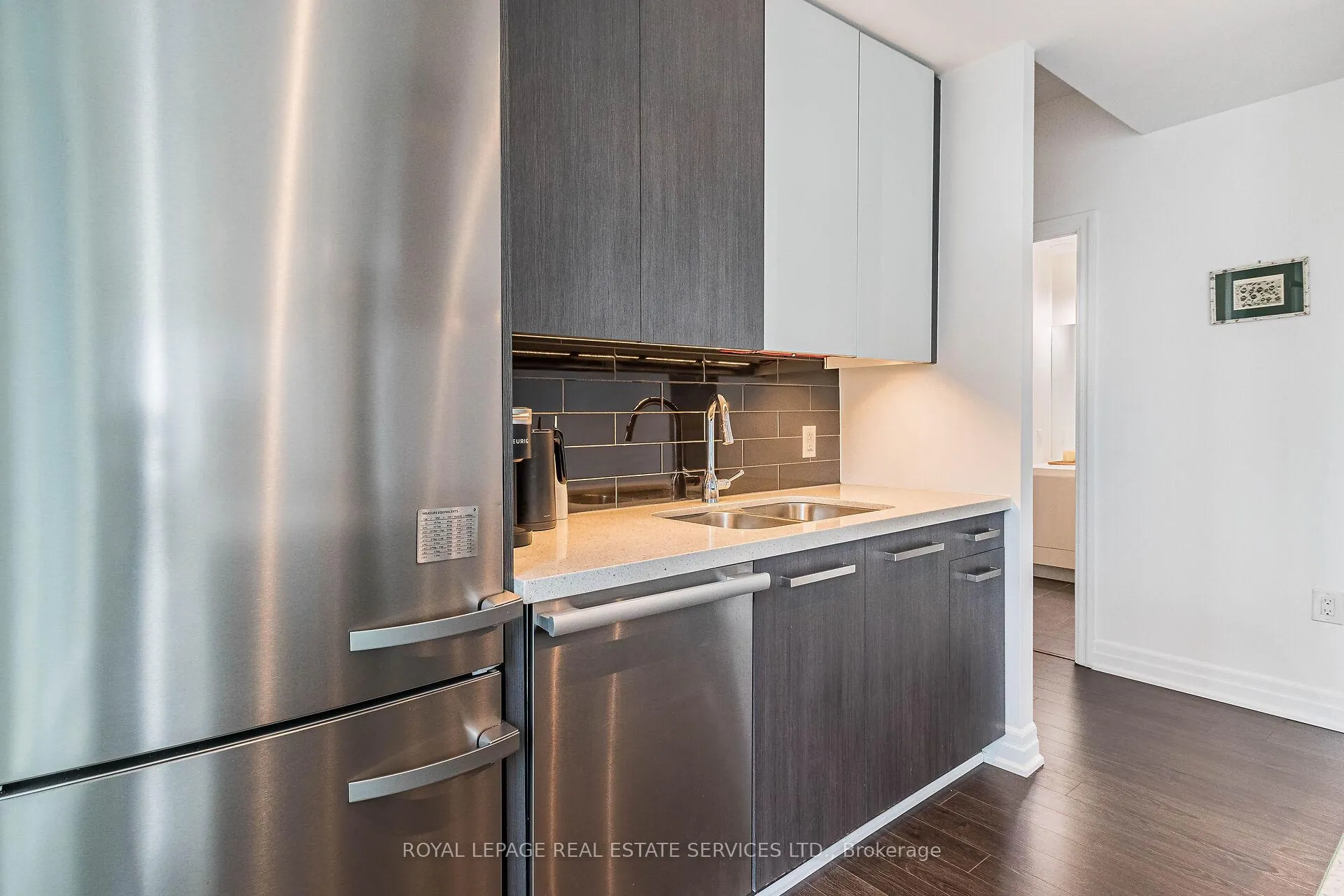 Photo 16 of Unit 1302, 8 The esplanade, Toronto, Waterfront Communities — HOMEH