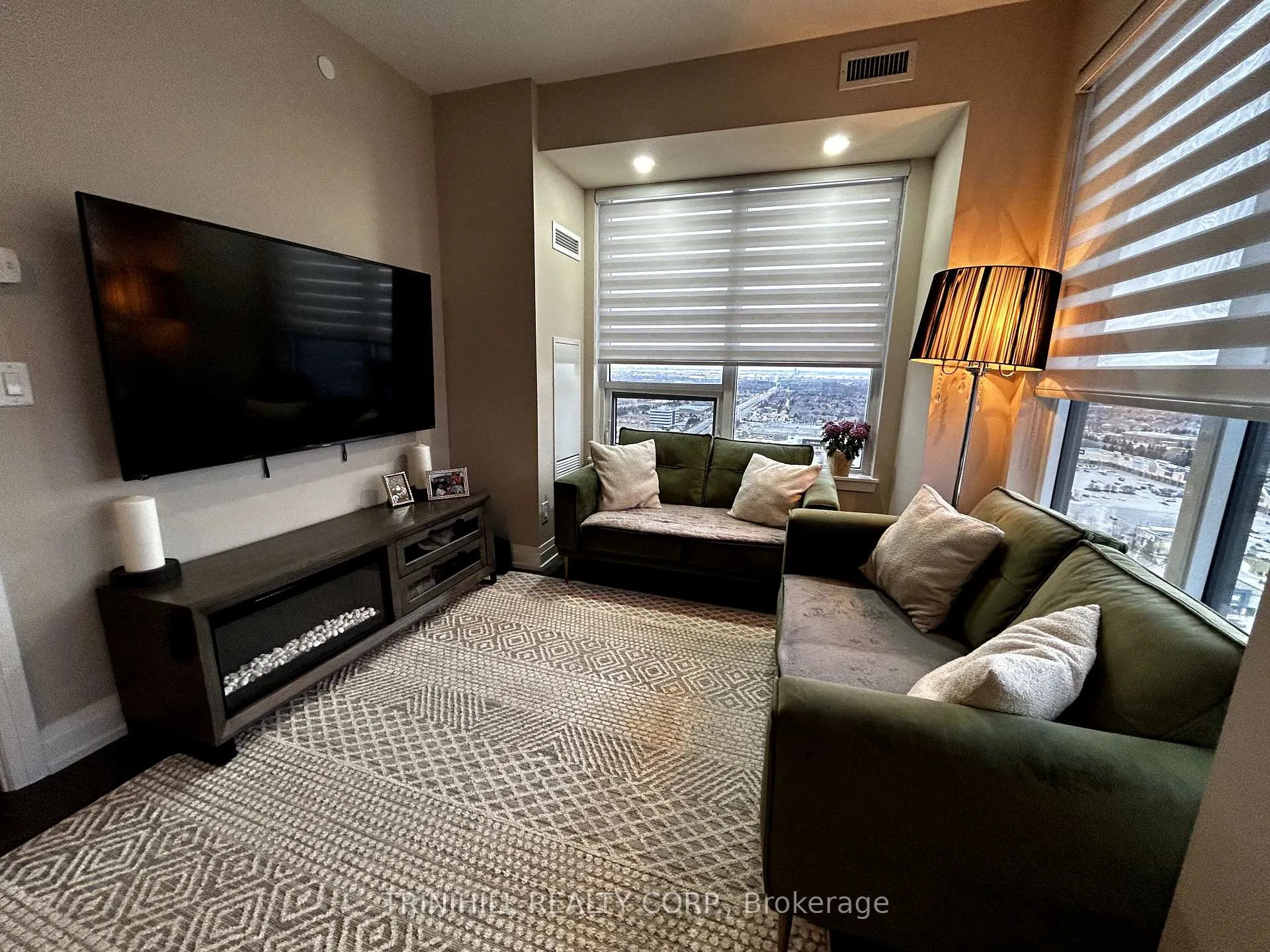 Photo 3 of Unit 2408, 3700 Highway 7, Vaughan, Vaughan Corporate Centre — HOMEH