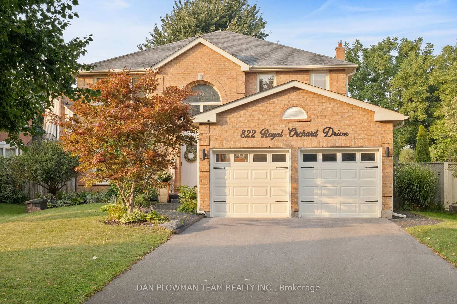 Photo 1 of 822 Royal Orchard Drive, Oshawa, Pinecrest — HOMEH