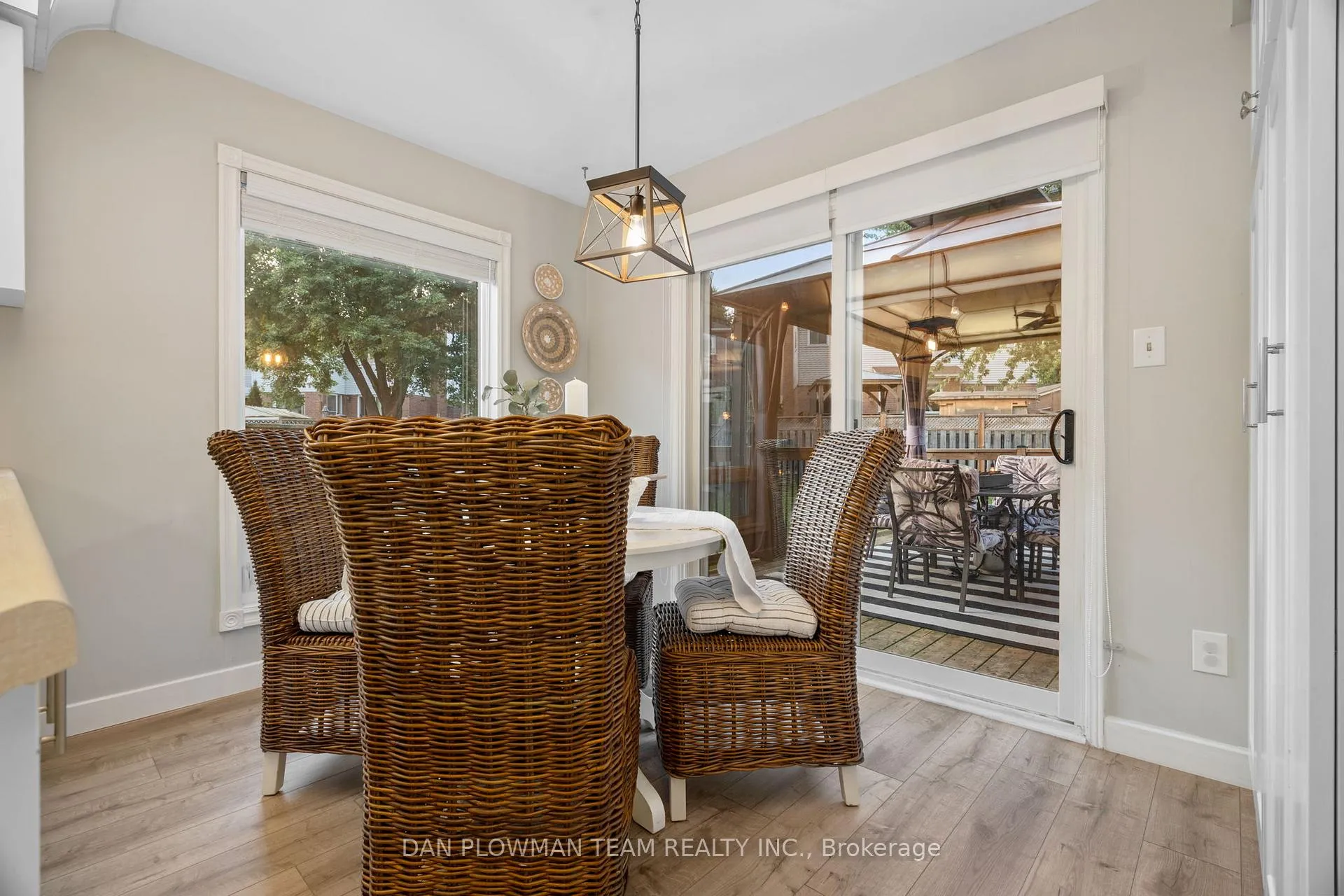 Photo 14 of 822 Royal Orchard Drive, Oshawa, Pinecrest — HOMEH