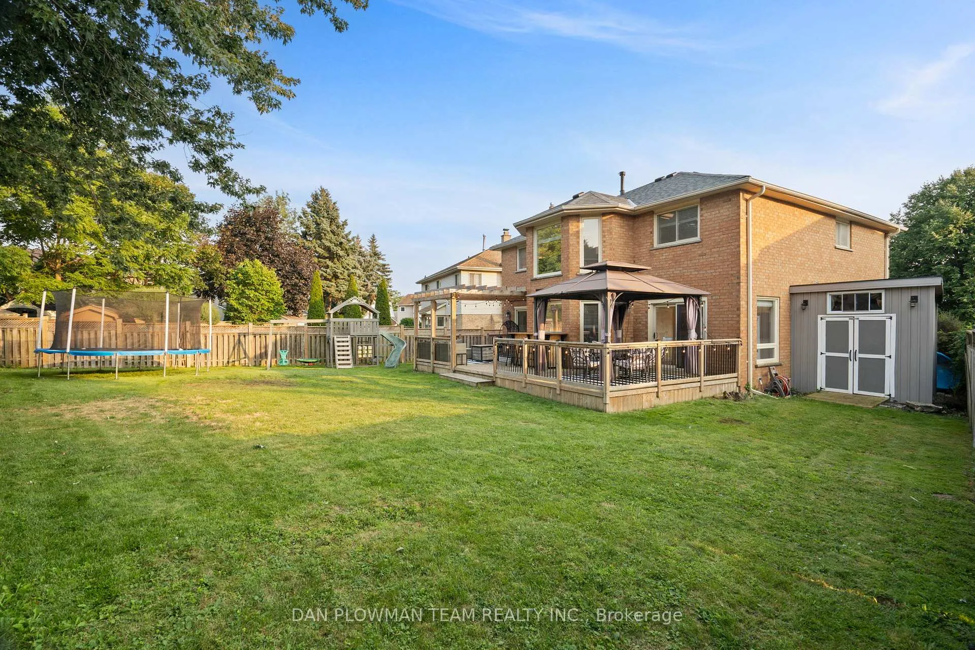 Photo 36 of 822 Royal Orchard Drive, Oshawa, Pinecrest — HOMEH