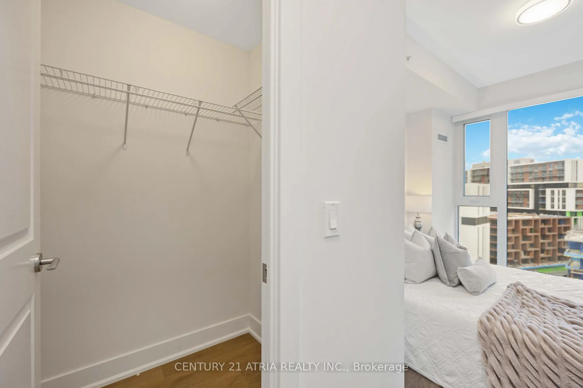 Photo 14 of Unit 1015, 180 Enterprise Boulevard, Markham, Unionville — HOMEH