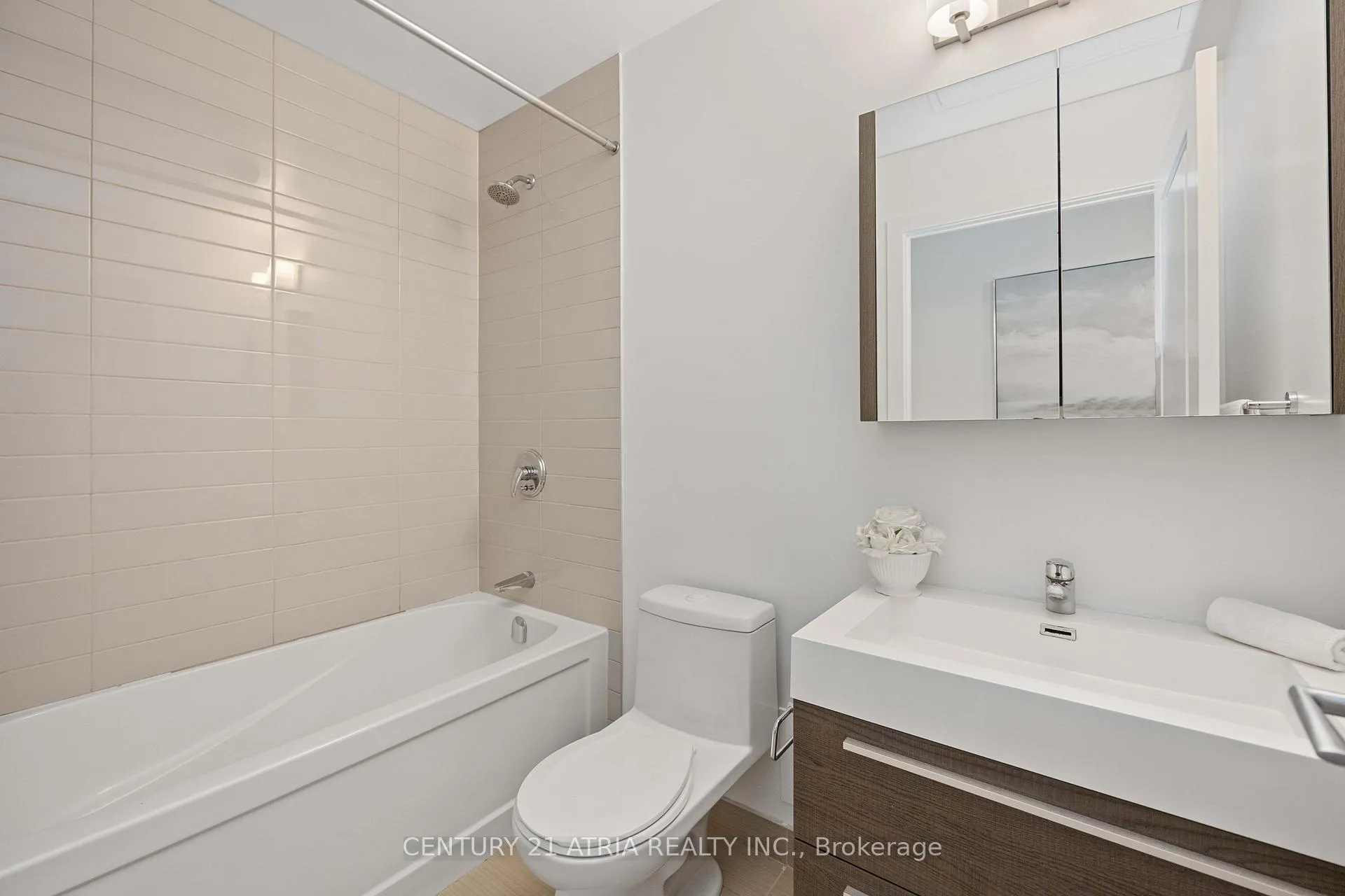 Photo 15 of Unit 1015, 180 Enterprise Boulevard, Markham, Unionville — HOMEH