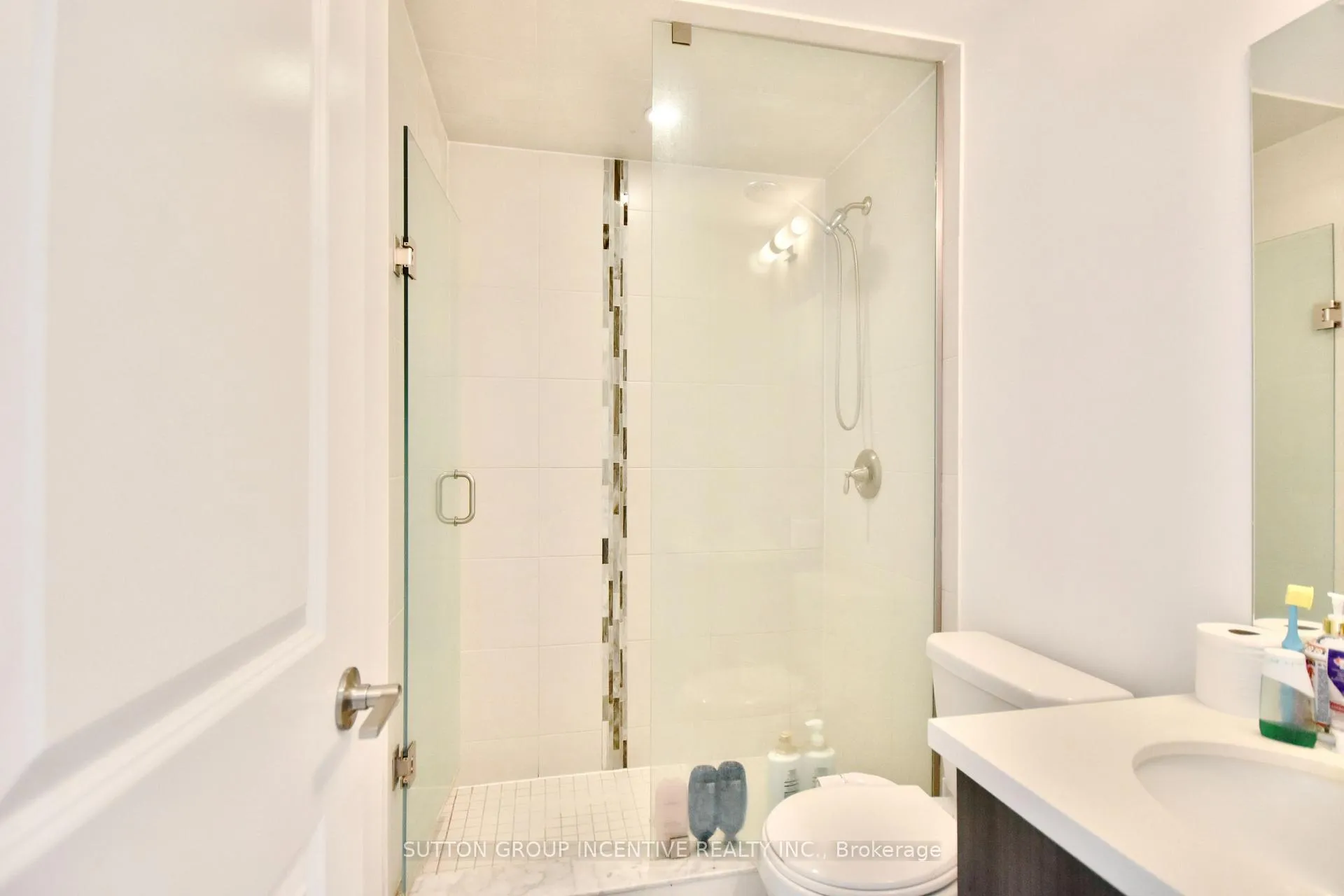 Photo 12 of Unit 608, 299 Cundles Road E, Barrie, Alliance — HOMEH
