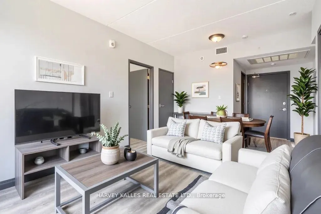 Front of Unit A502, 275 Larch Street