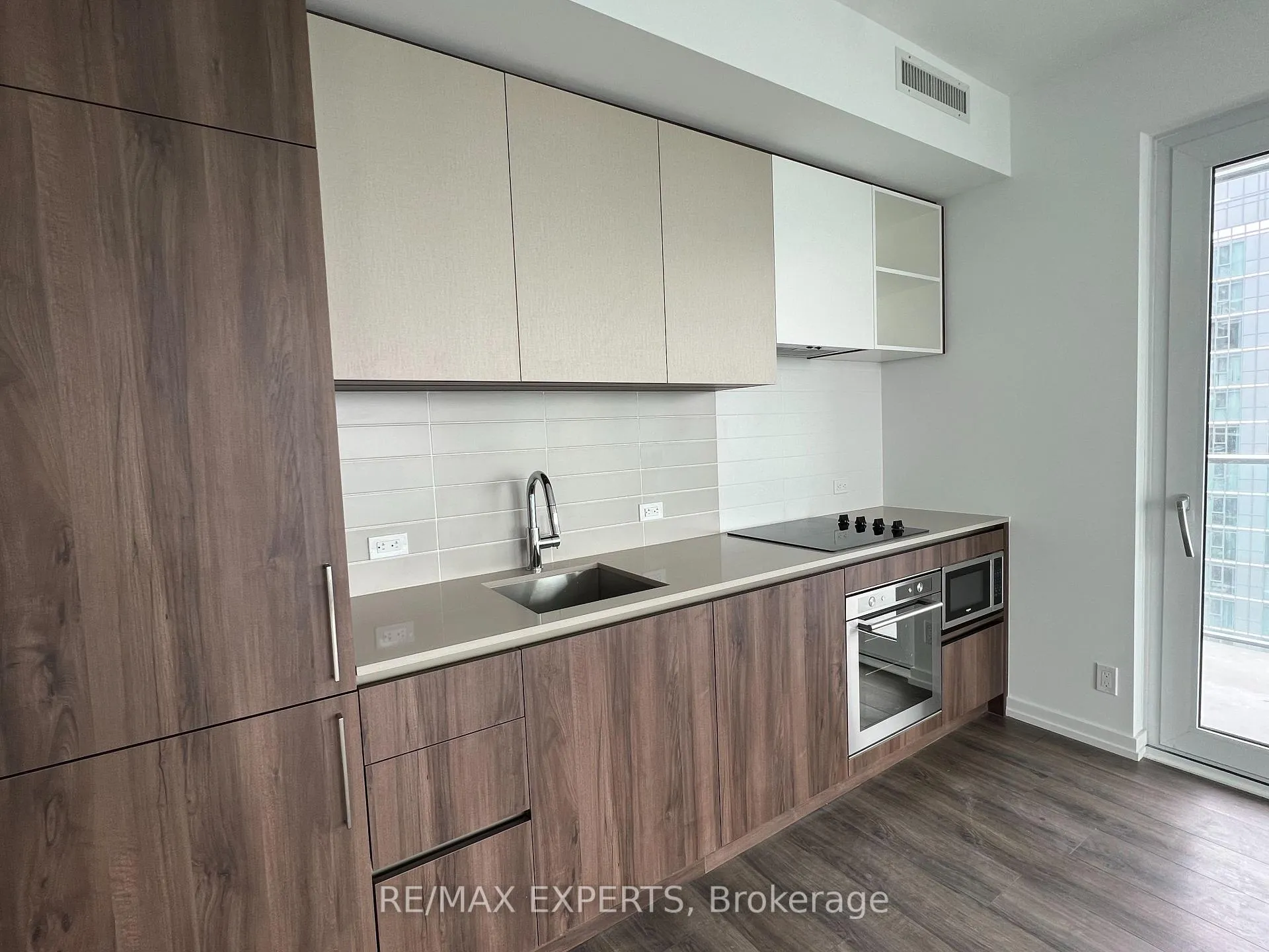 Photo 4 of Unit 3512, 7890 Jane Street, Vaughan, Vaughan Corporate Centre — HOMEH