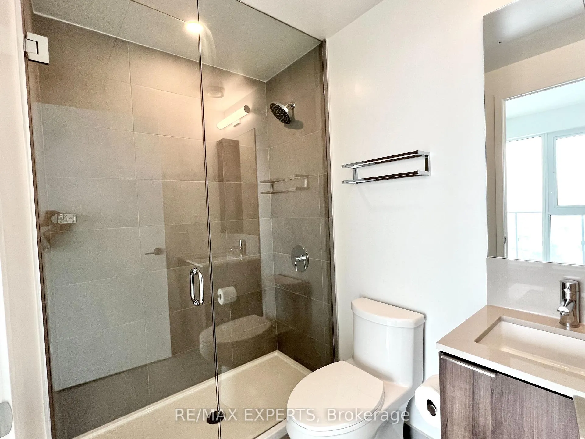 Photo 13 of Unit 3512, 7890 Jane Street, Vaughan, Vaughan Corporate Centre — HOMEH