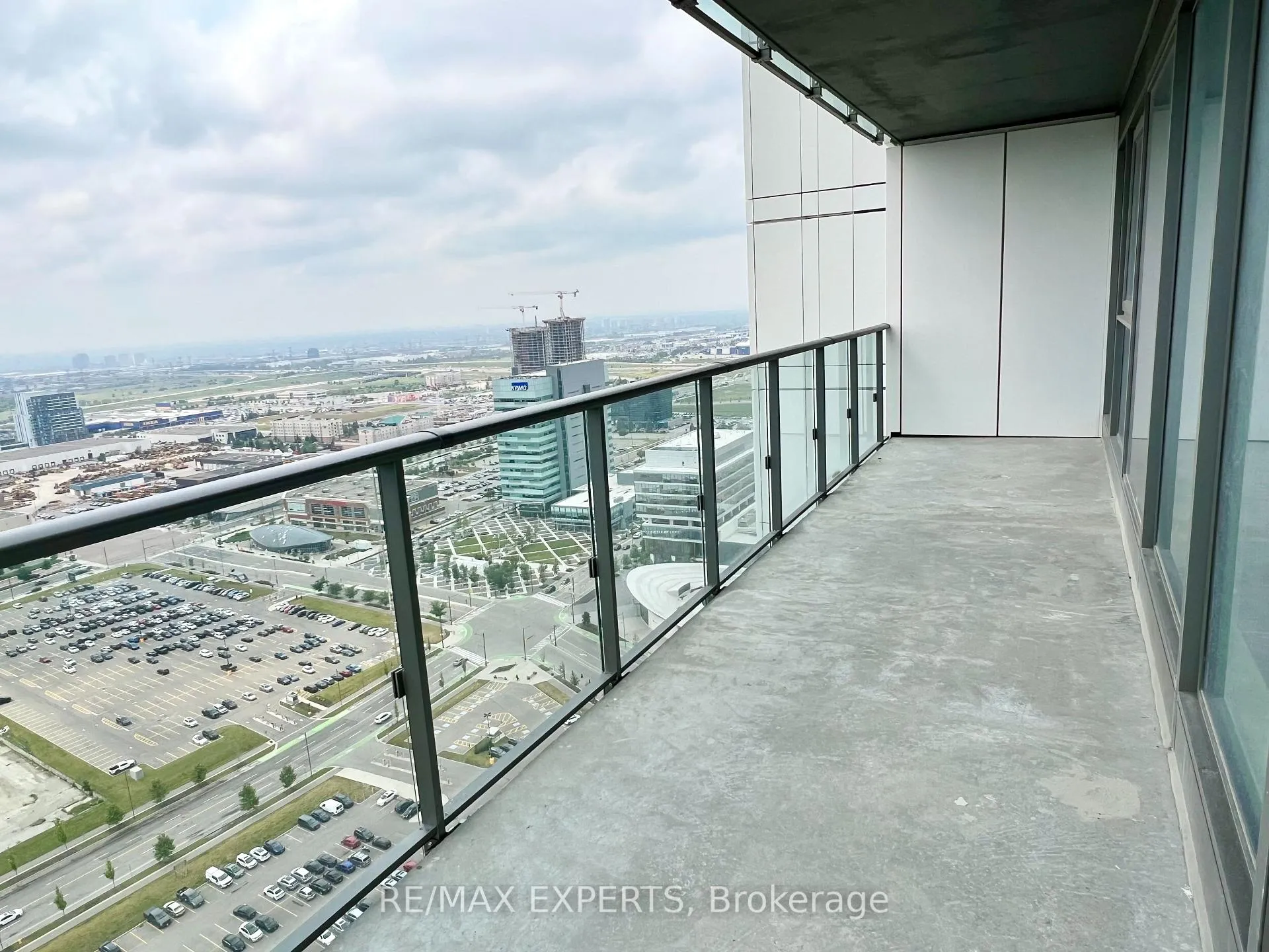 Photo 17 of Unit 3512, 7890 Jane Street, Vaughan, Vaughan Corporate Centre — HOMEH