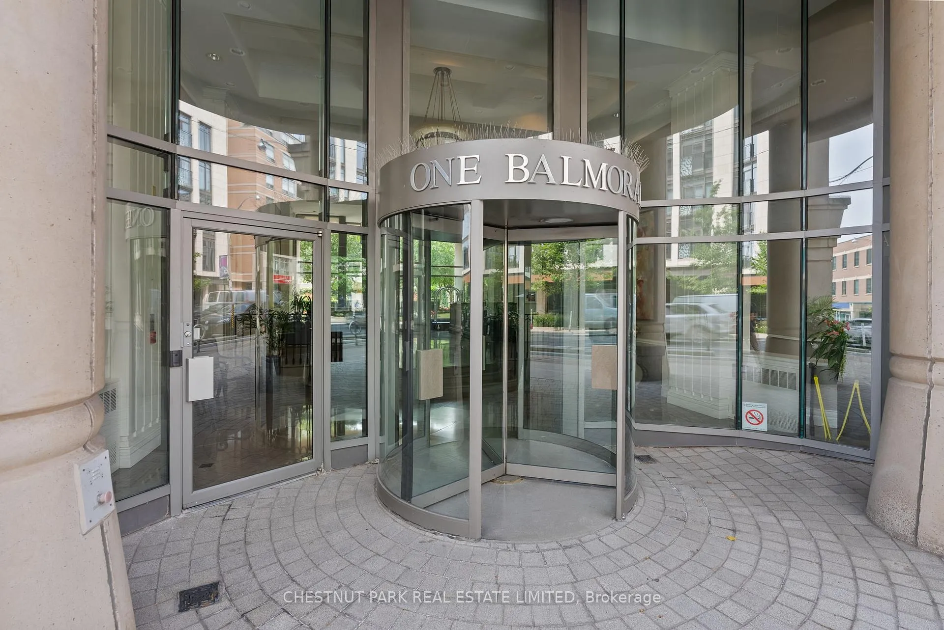 Photo 5 of Unit 308, 1 Balmoral Avenue, Toronto, Yonge-St. Clair — HOMEH